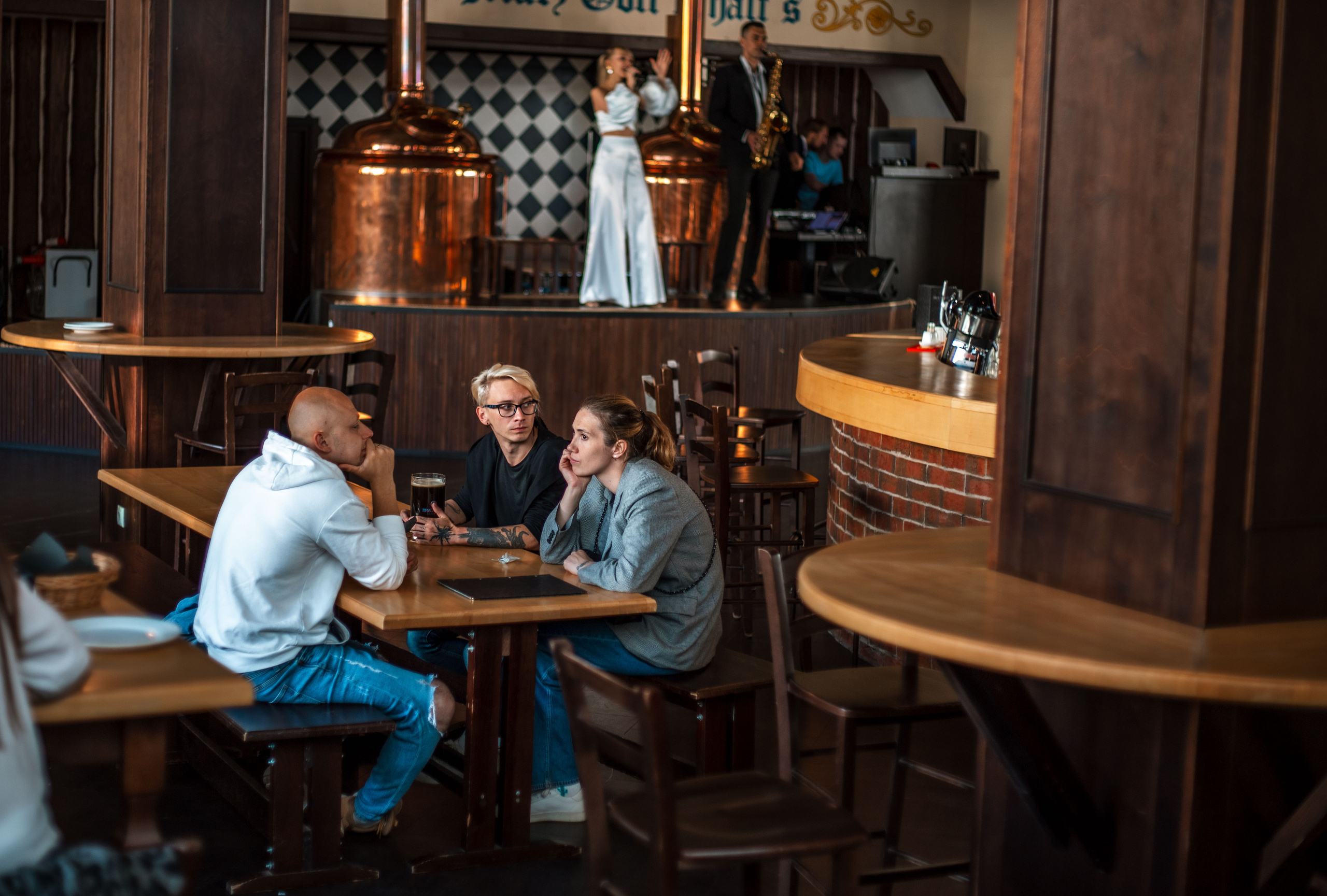 Репортажная  съемка фотосессия для Cosmos Izhevsk Hotel. Бизнес фотограф Ижевск — Назаров Роман