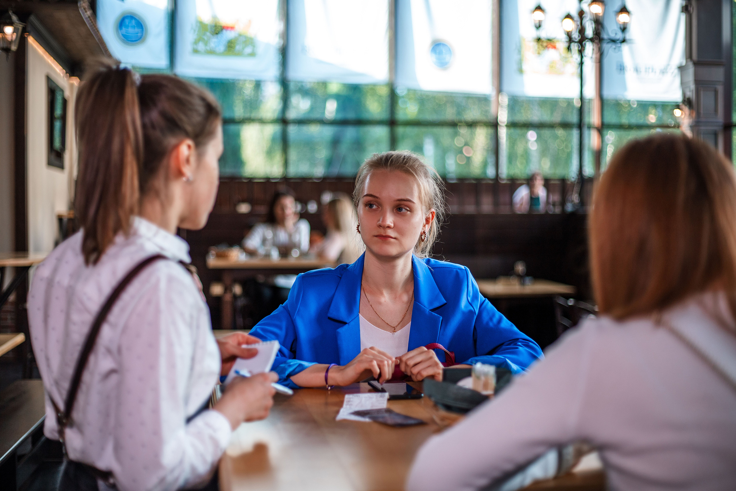 Репортажная  съемка фотосессия для Cosmos Izhevsk Hotel. Бизнес фотограф Ижевск — Назаров Роман