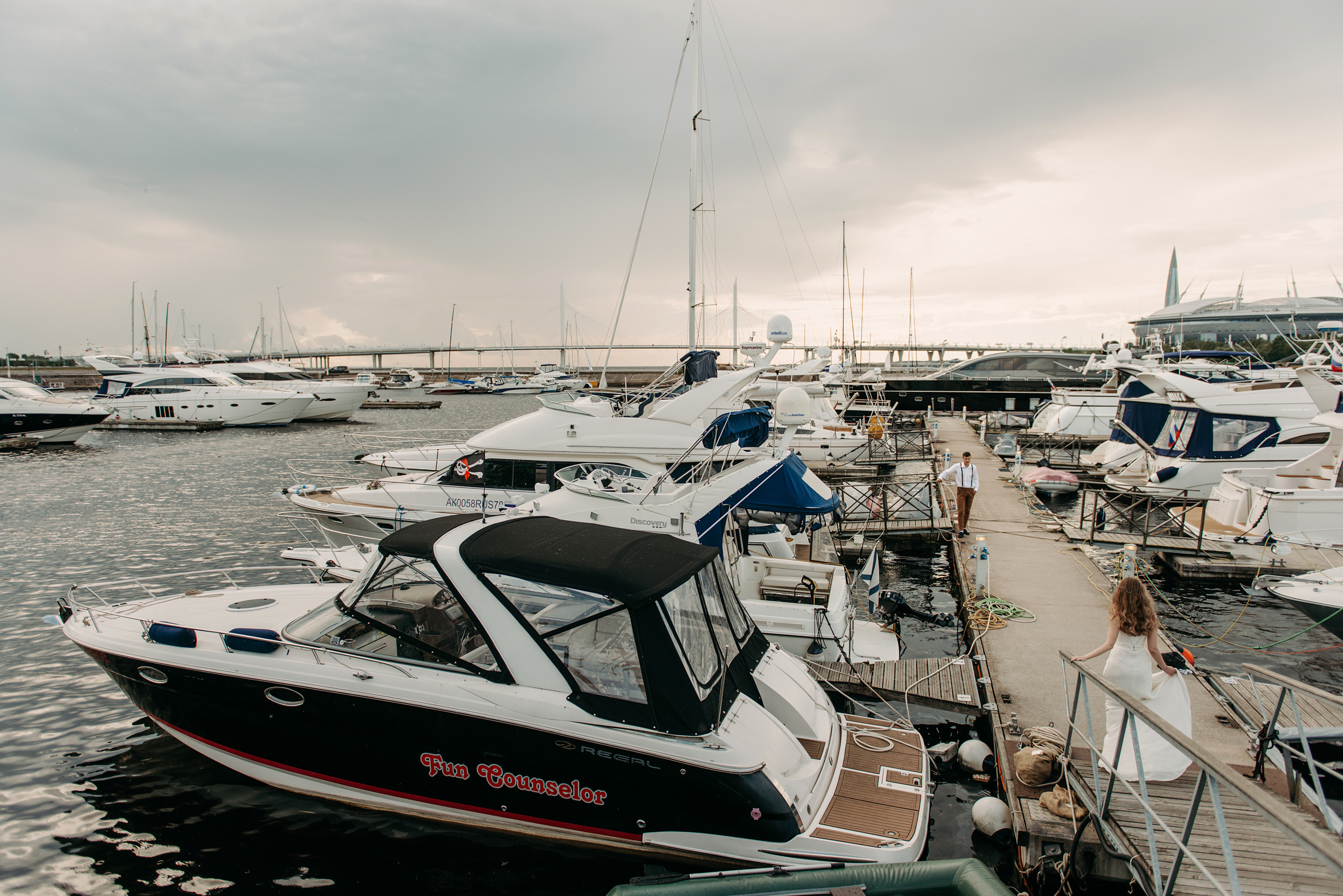 фотосъёмка лавстори на яхте, фотосессия для пар, фотосессия на яхте