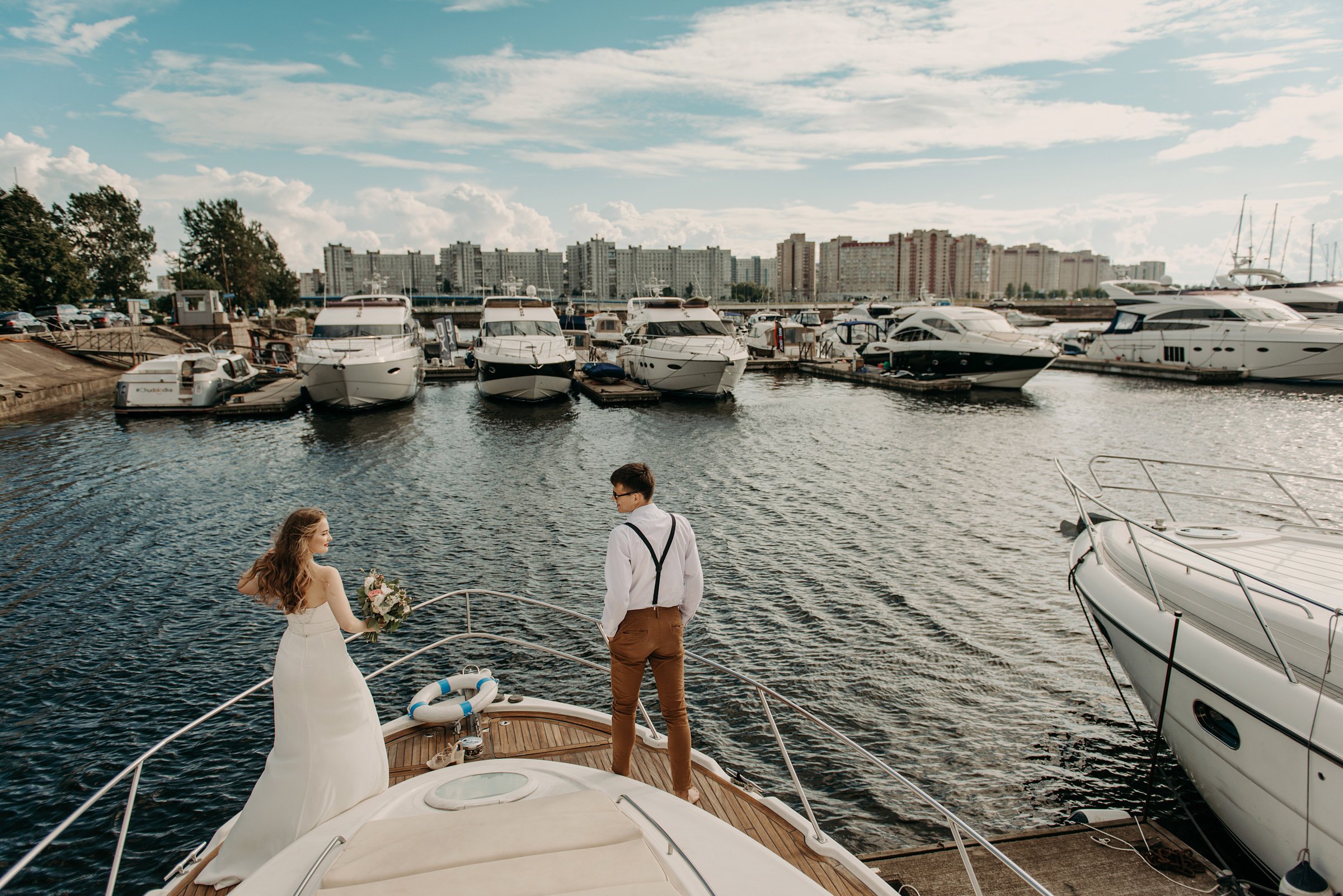 фотосъёмка лавстори на яхте, фотосессия для пар, фотосессия на яхте