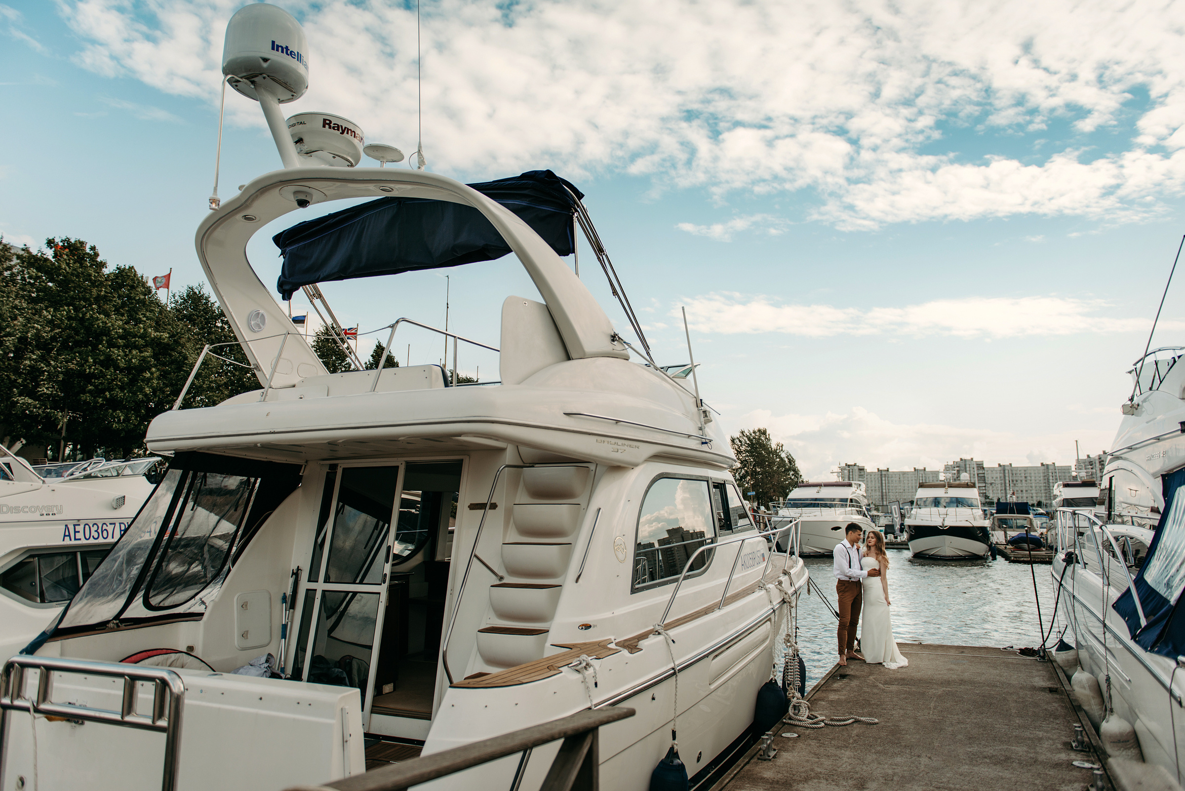 фотосъёмка лавстори на яхте, фотосессия для пар, фотосессия на яхте