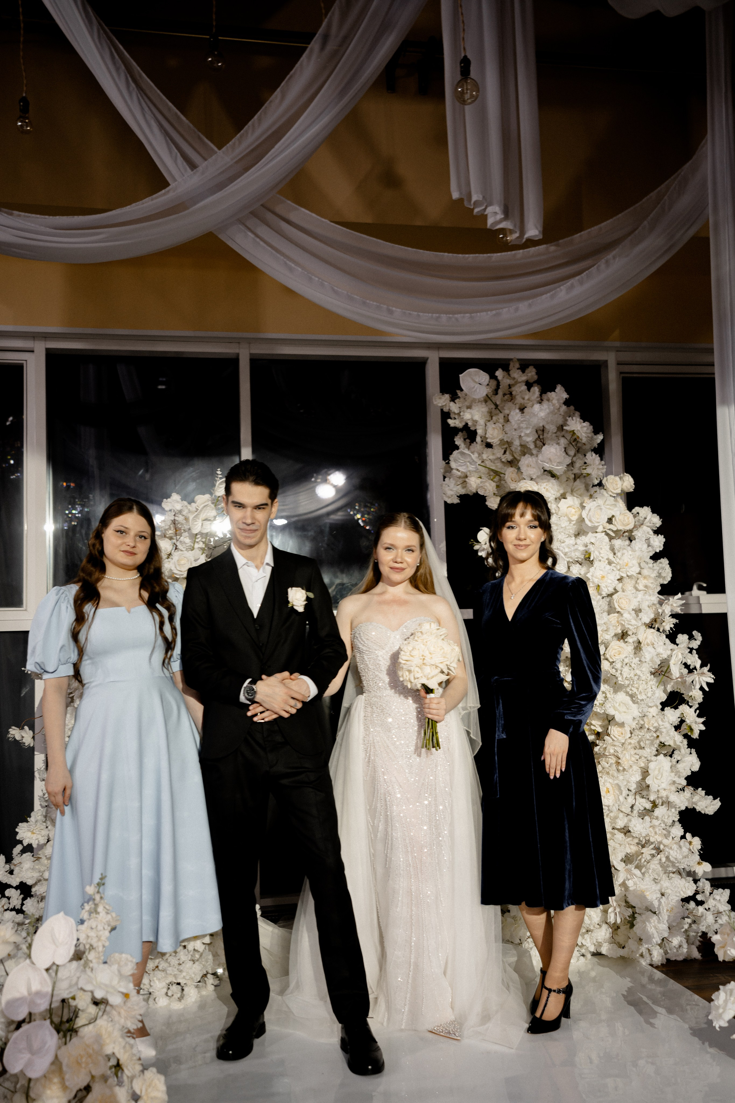 СВАДЕБНАЯ СЬЕМКА СБОРОВ В ОТЕЛЕ И ВЫЕЗД НА ЦЕРЕМОНИЮ (СНЯТО В СИБИРЕ В НИЖНЕВАРТОВСКЕ). Профессиональный фотограф, Санкт-Петербург — Виктория Богомолова