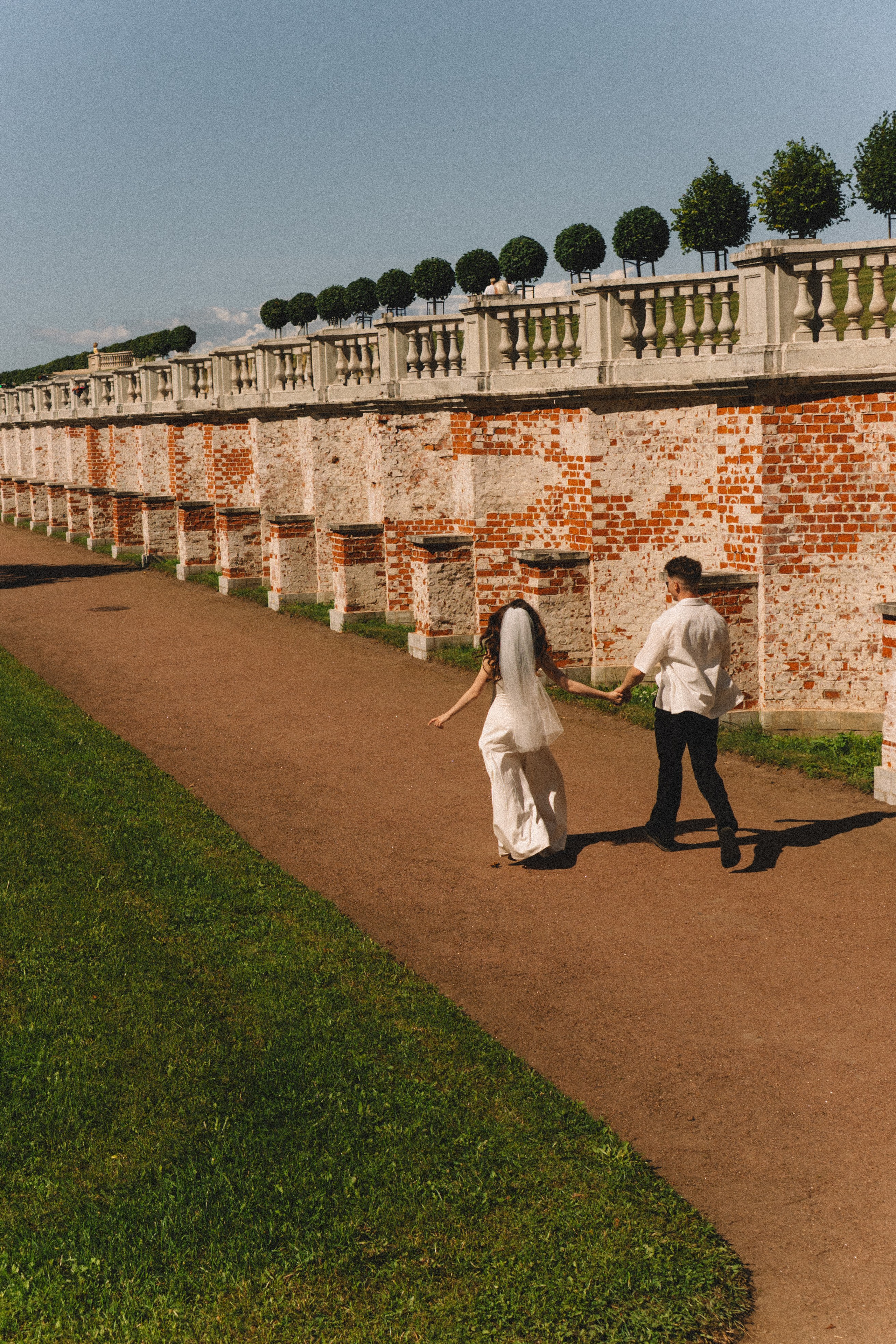 СВАДЕБНАЯ СЬЕМКА В ПЕТЕРГОФЕ И СЬЕМКА РЕПОРТАЖА В ЗАГСЕ ПЕТЕРГОФА. Профессиональный фотограф, Санкт-Петербург — Виктория Богомолова
