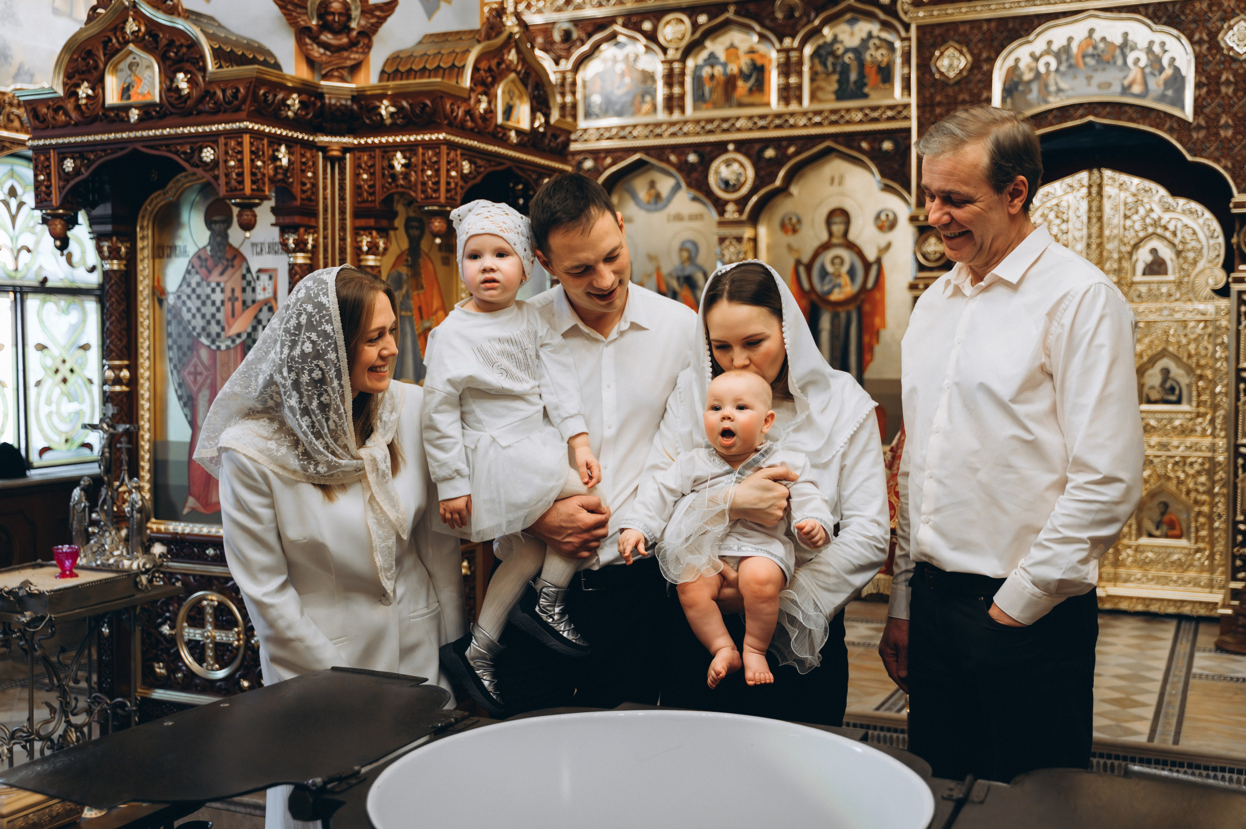 Крещение Фёдора (Храм Всех Святых) криптовый. Семейный фотограф в Минске Дарья Дреко