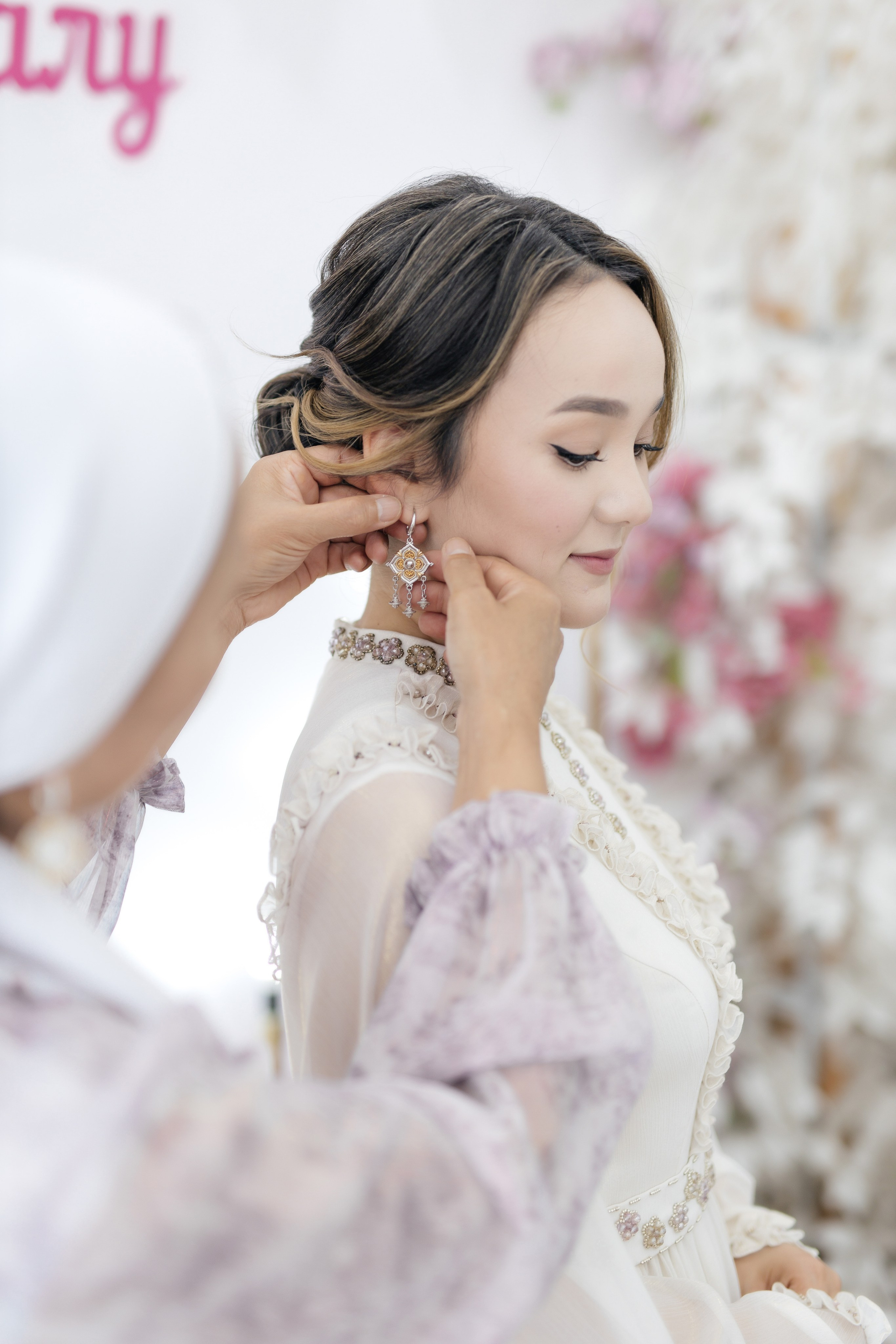 Moldir — syrğa salu. Wedding and Love story Photographer