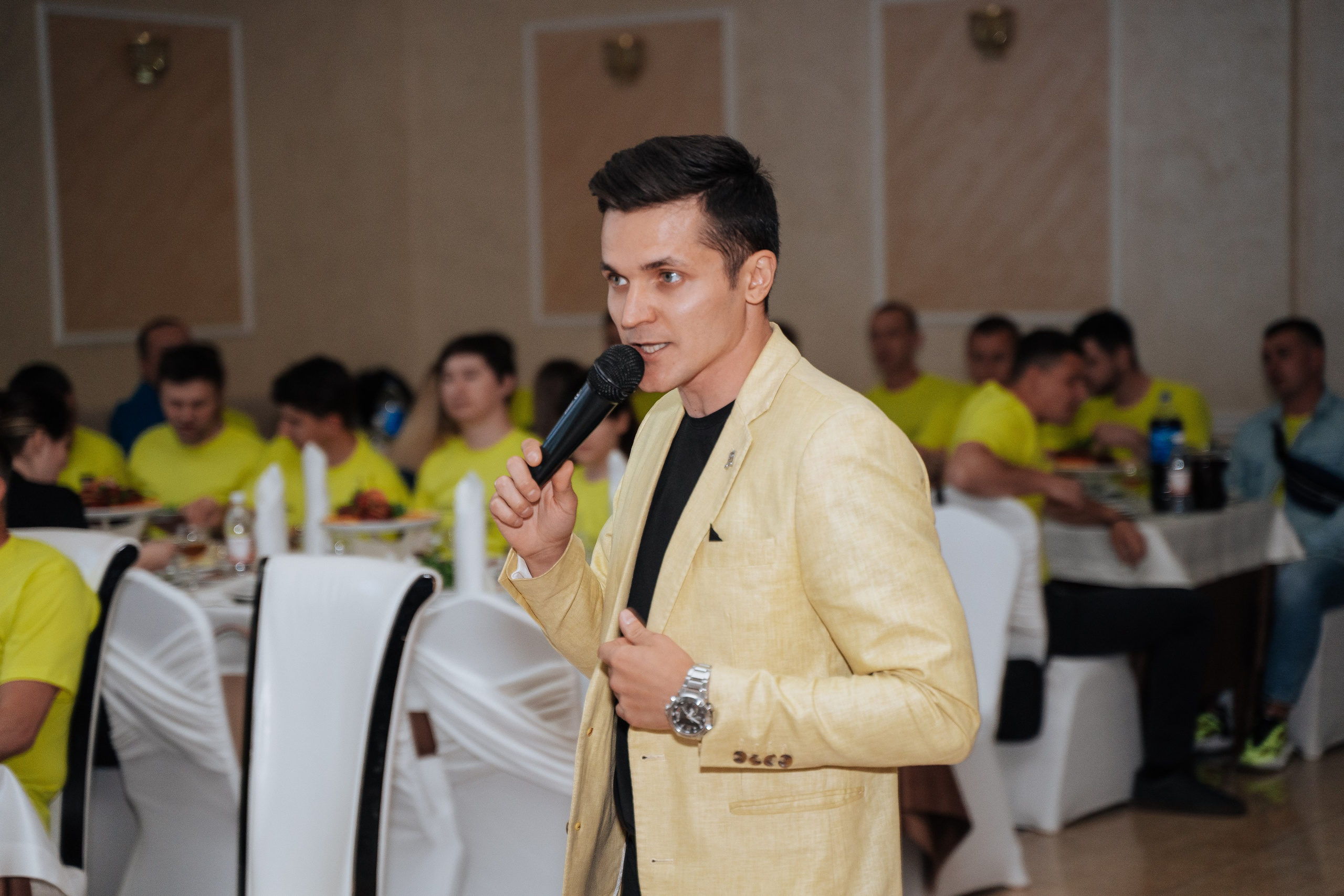 Yes Holding. Свадебный фотограф в Симферополе