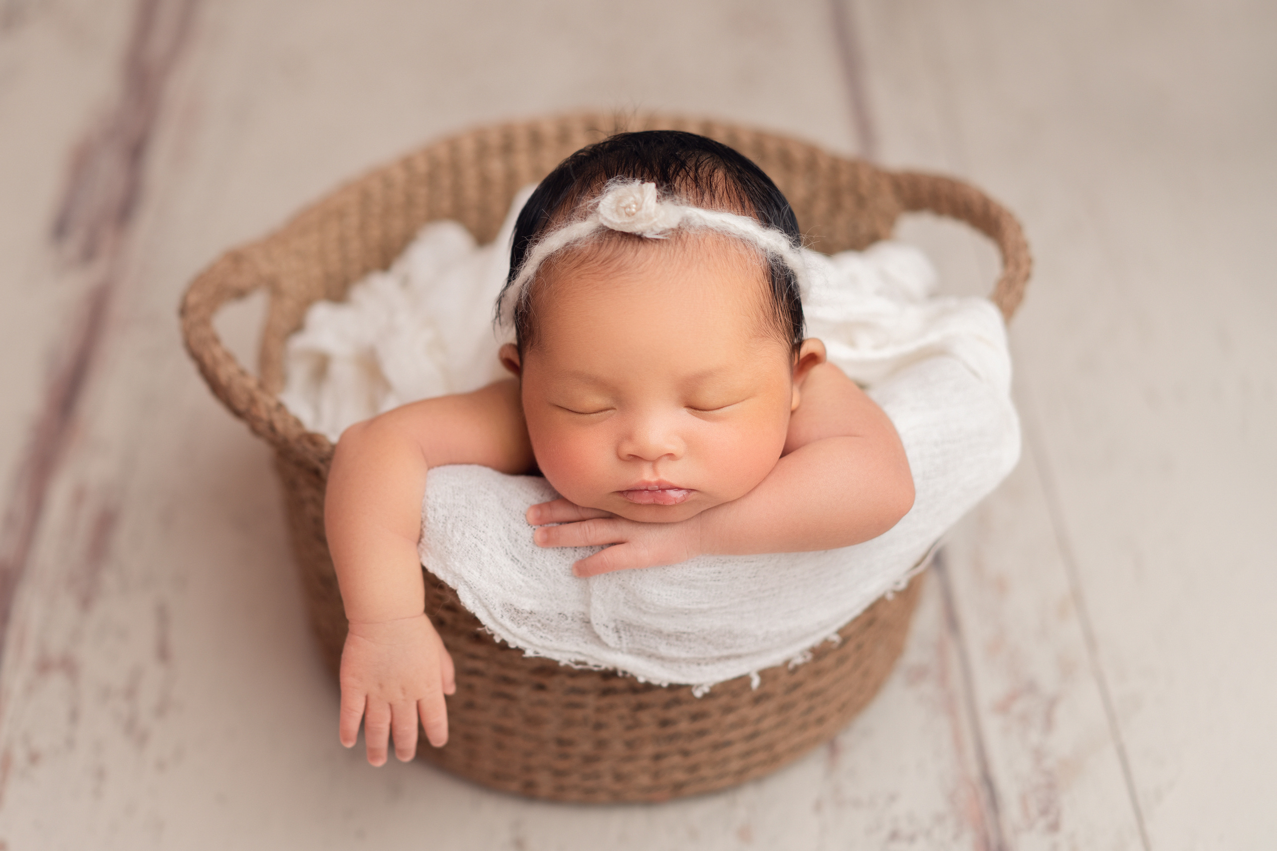 Мина. Фотограф новорождённых малышей в Уфе