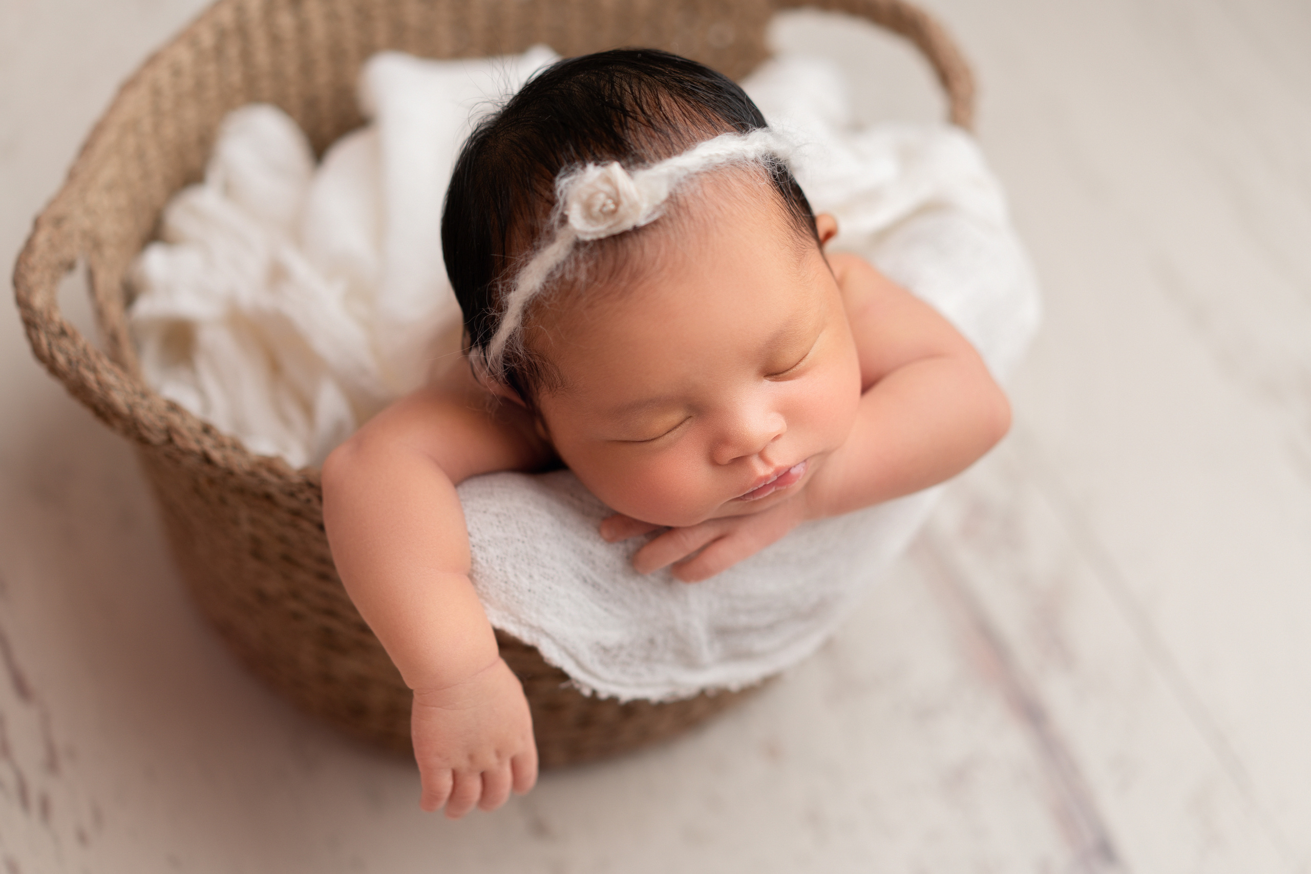 Мина. Фотограф новорождённых малышей в Уфе