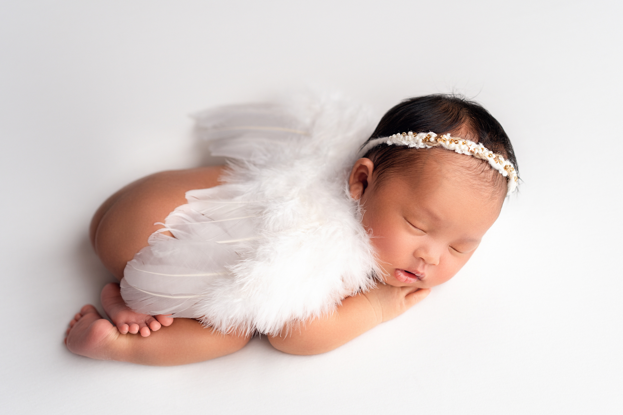 Мина. Фотограф новорождённых малышей в Уфе