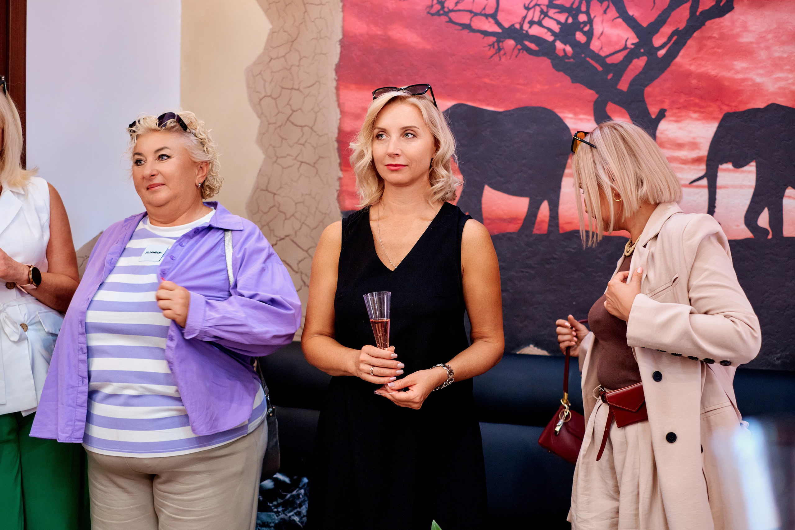 Открытие туристической компании «Розовый слон». Фотограф Таганрог Анна Трайжон