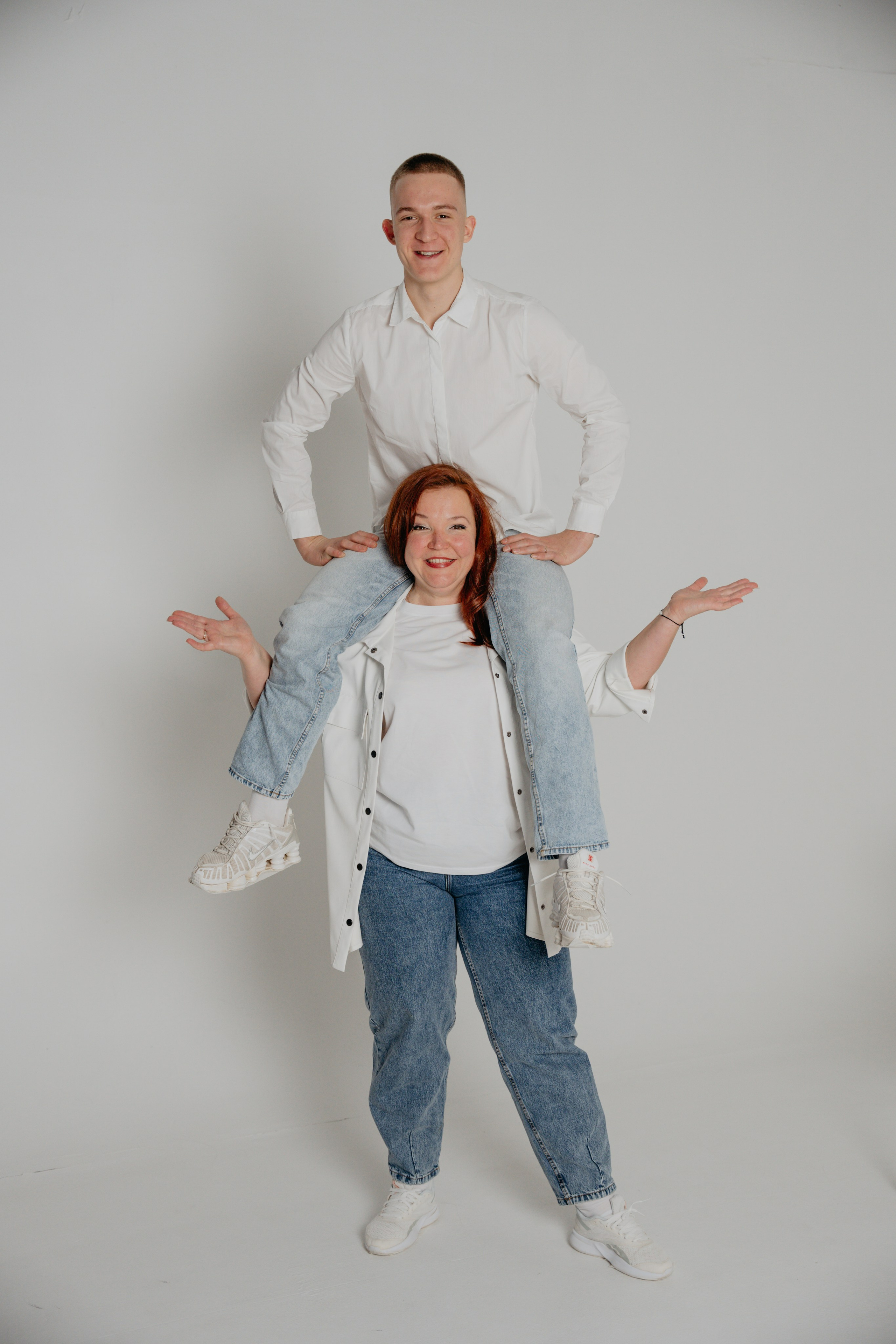 Зажигательная семья