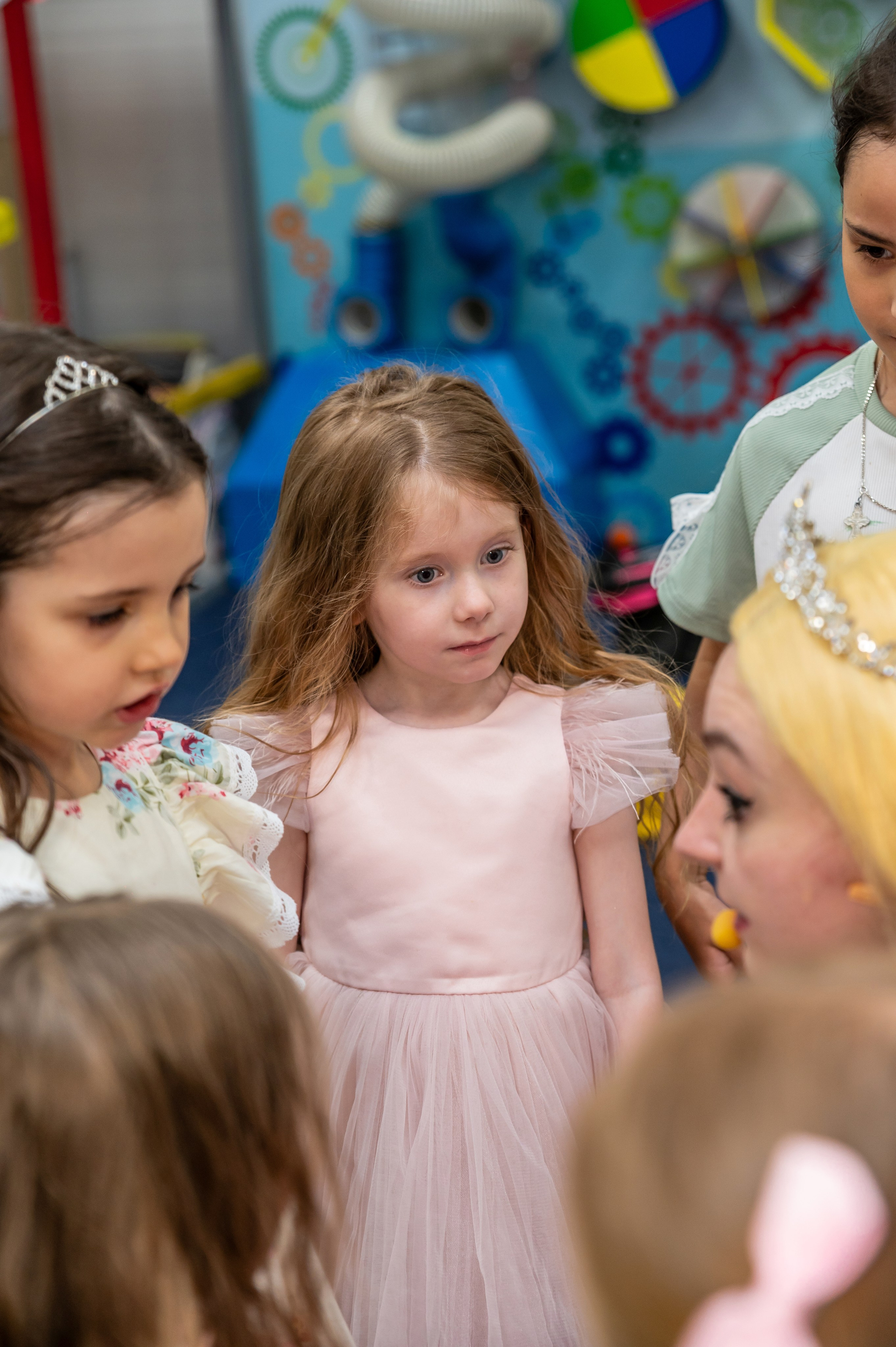 Игротека Ниндзя Кидс. Я Ольга Казанцева, фотографирую снимаю ваши киноистории и печатаю фото и цифровые портреты на холсте