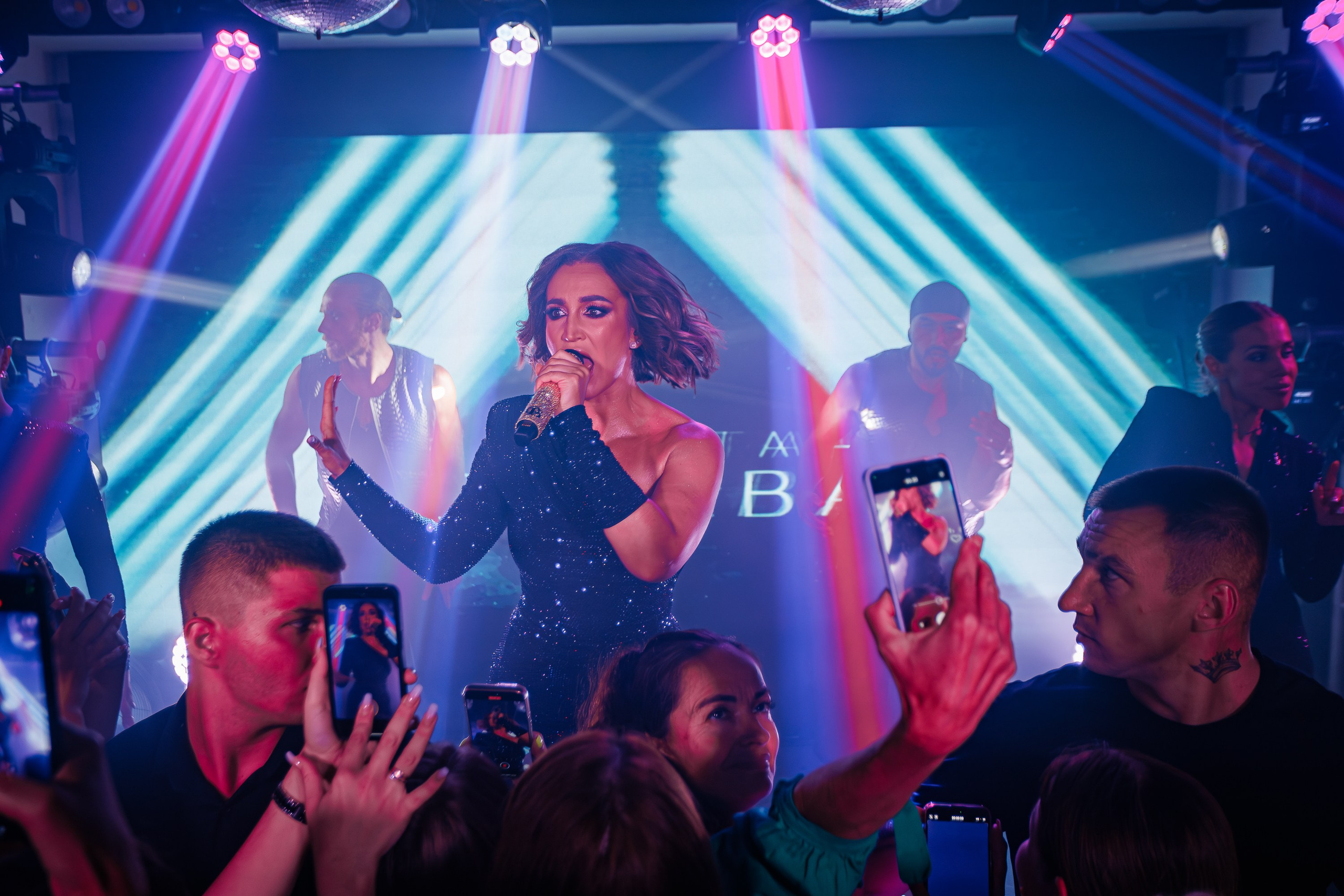 9 лет «Чайке на пляже» ОЛЬГА БУЗОВА_Ялта_9.08.2025 г. Аминов Руслан | Фотограф