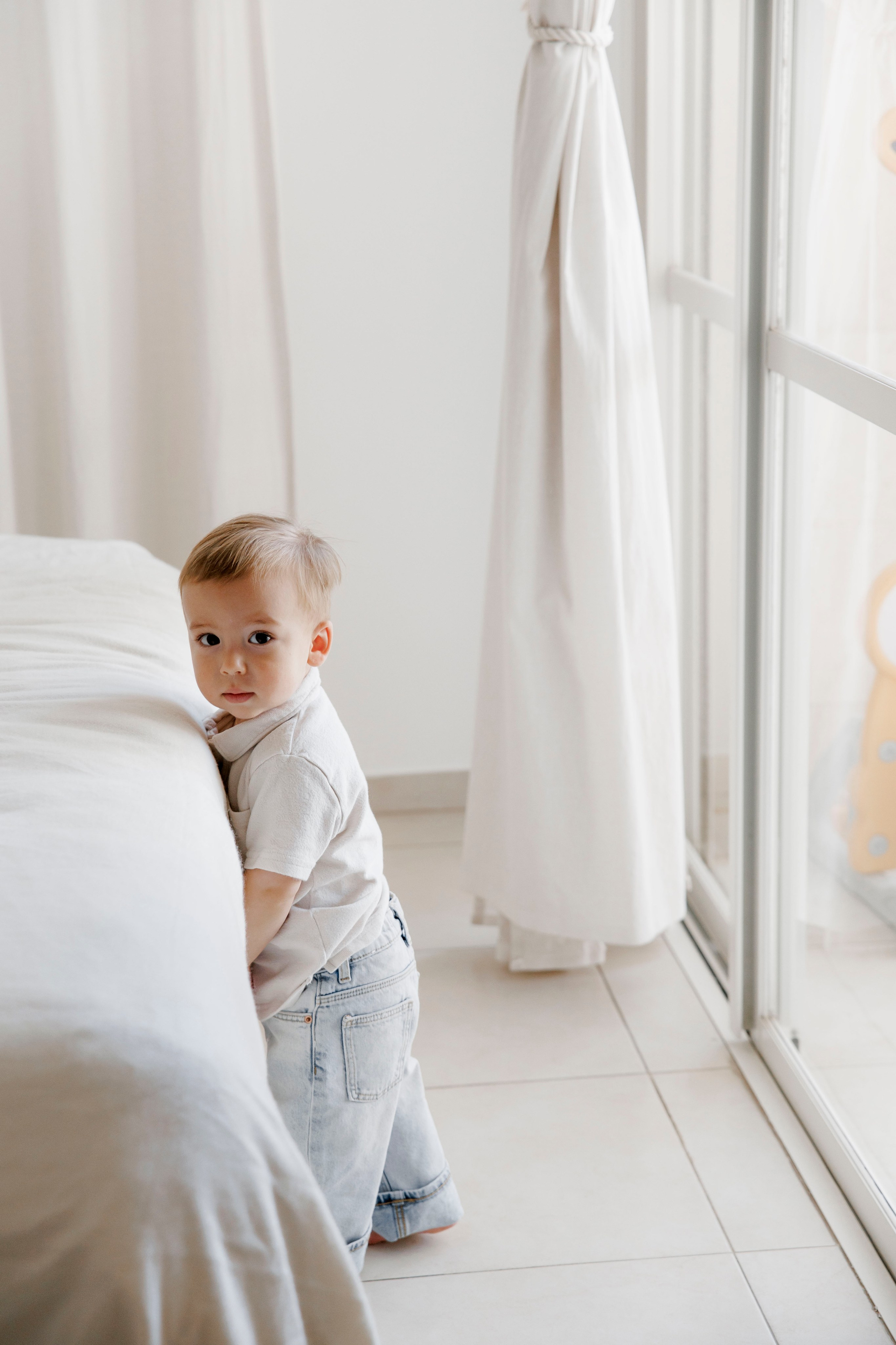 Pregnancy & Family photoshoot at home. Wedding and family photographer