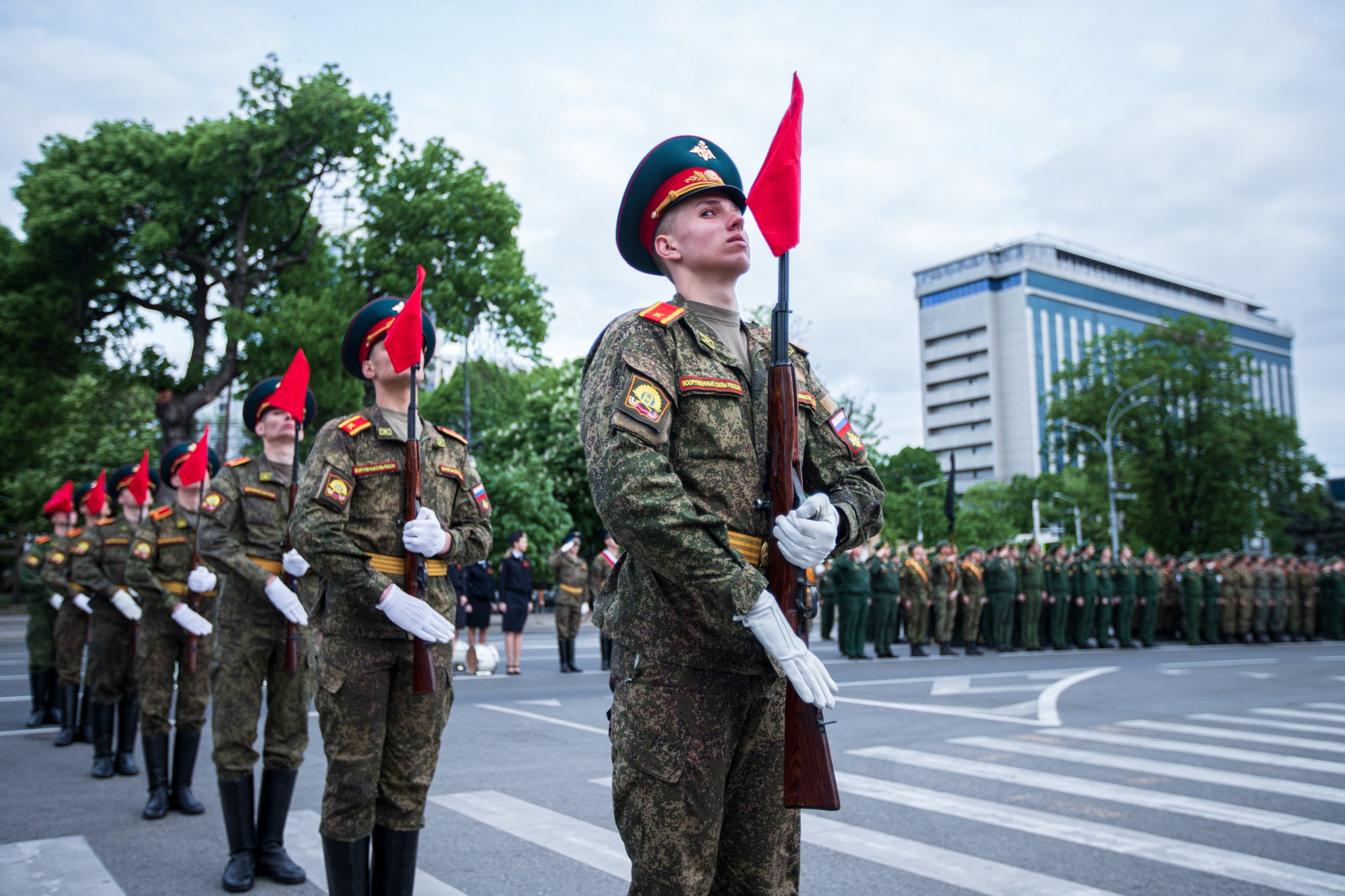 Репетиция к параду Победы в Краснодаре (2022 год). Репортажный, промышленный и маркетплейс-фотограф Дмитрий Чернат