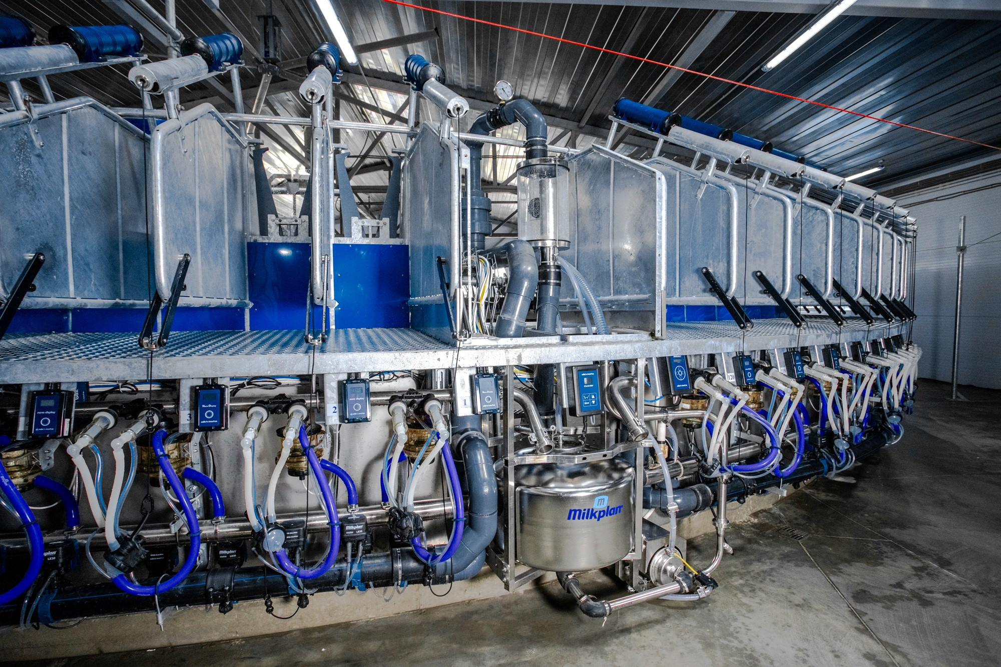 Съёмка для фирмы «Биотон». Репортажный, промышленный и маркетплейс-фотограф Дмитрий Чернат