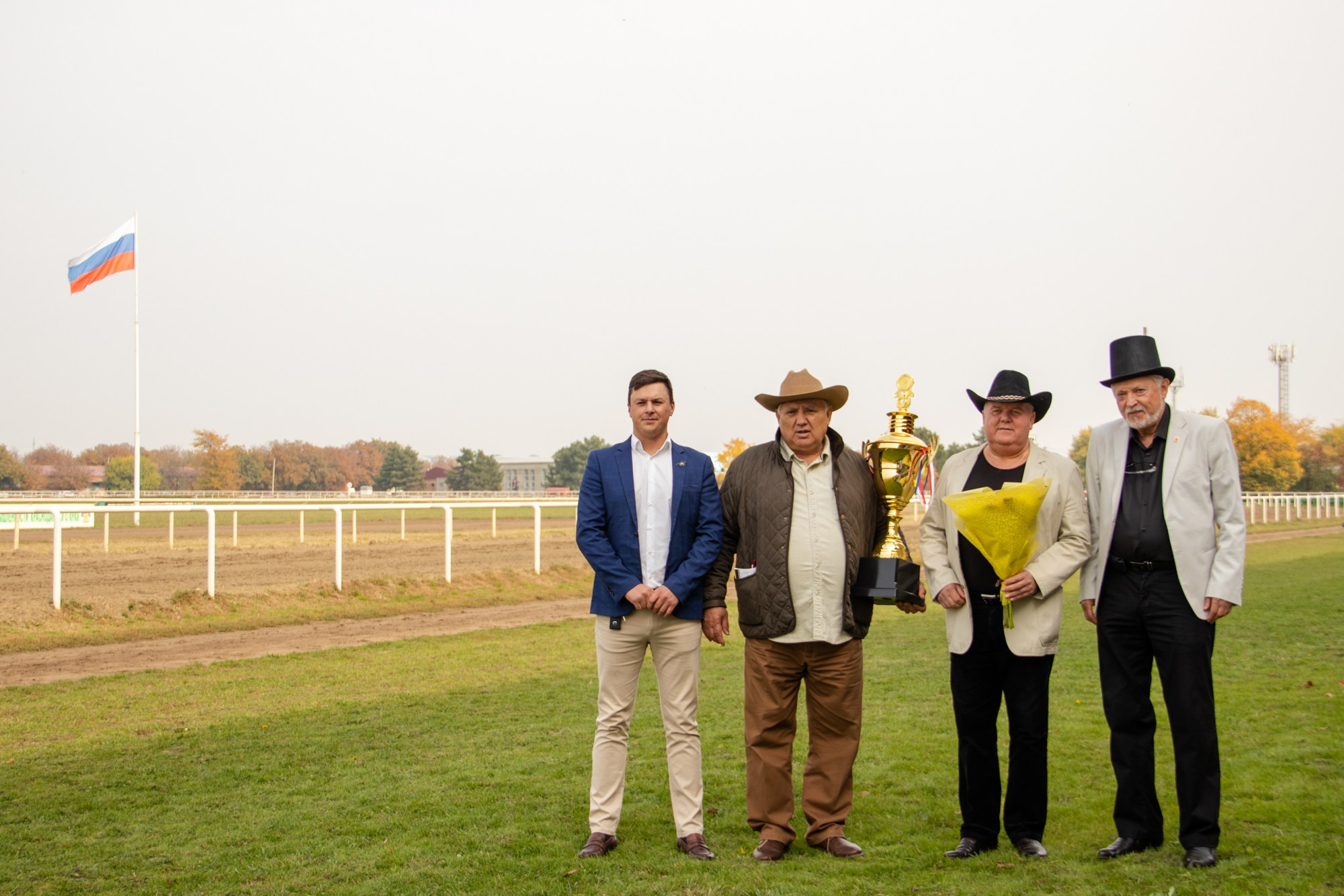 Закрытие скакового сезона на Краснодарском ипподроме. Репортажный, промышленный и маркетплейс-фотограф Дмитрий Чернат