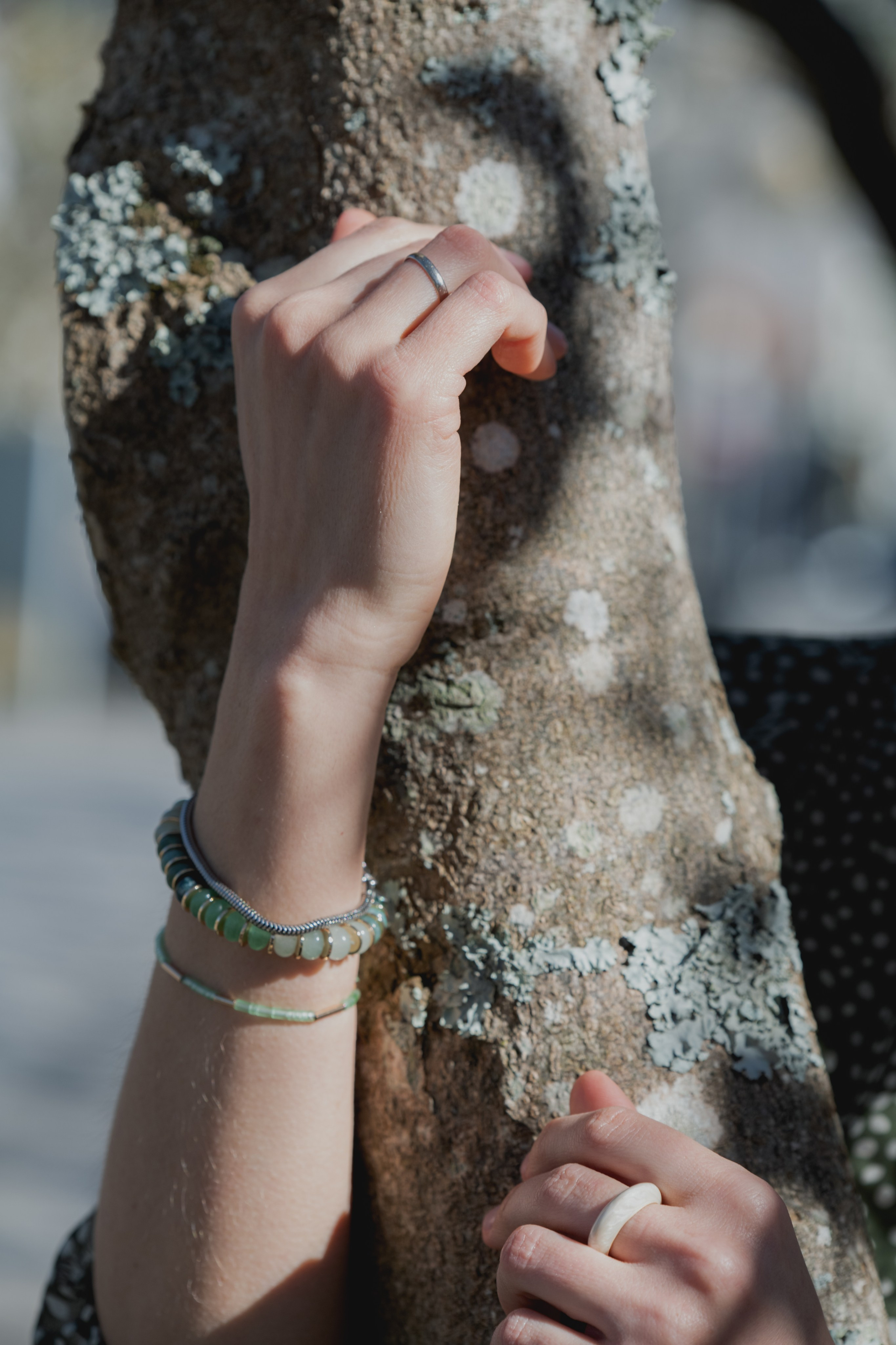 MARIA with Magnolias. Anastasiia Antoniuk portrait, family and couple photographer, Portugal