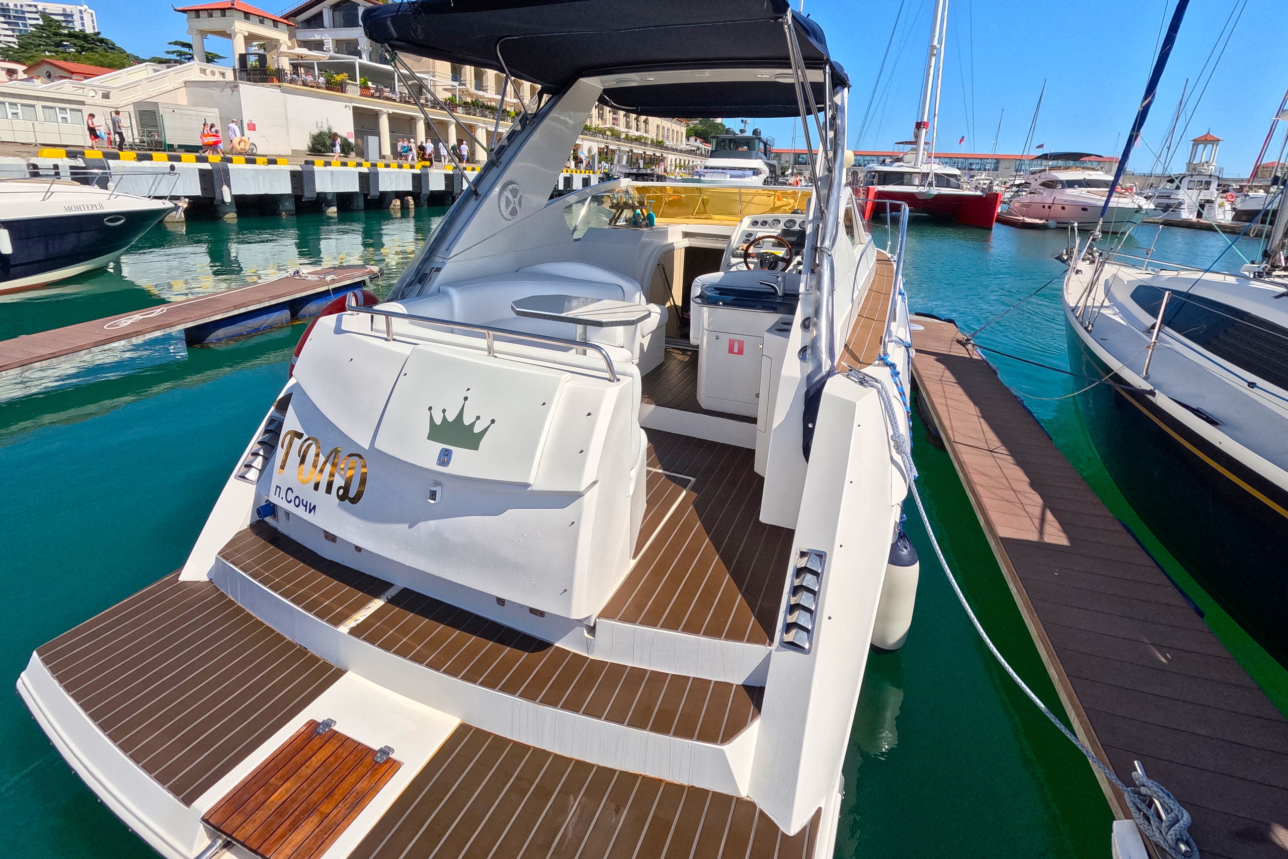 Катер Голд Аренда Яхты в Сочи Яхтанаморе YACHTNAMORE