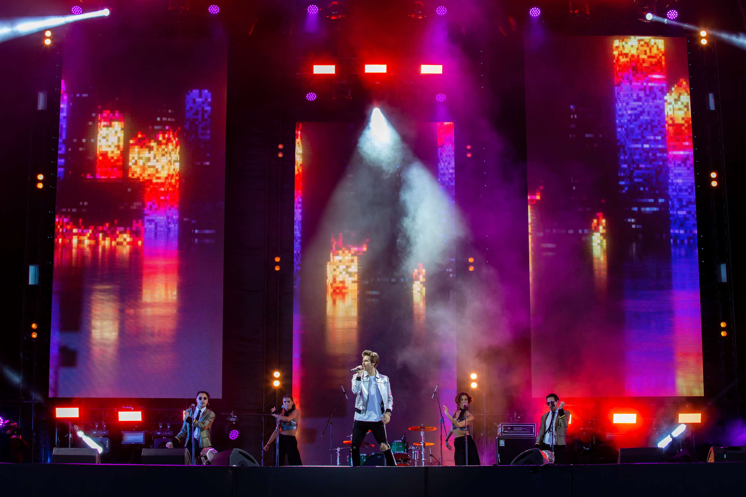 Фоторепортаж ВладиМир на фестивале Live&Drive в Лужниках 25 июля 2020