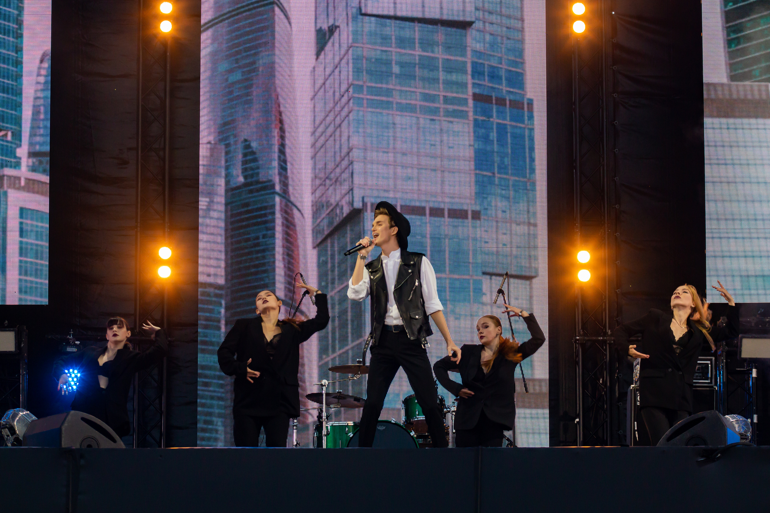 Фоторепортаж Mark Ovski на фестивале Live&Drive в Лужниках 25 июля 2020