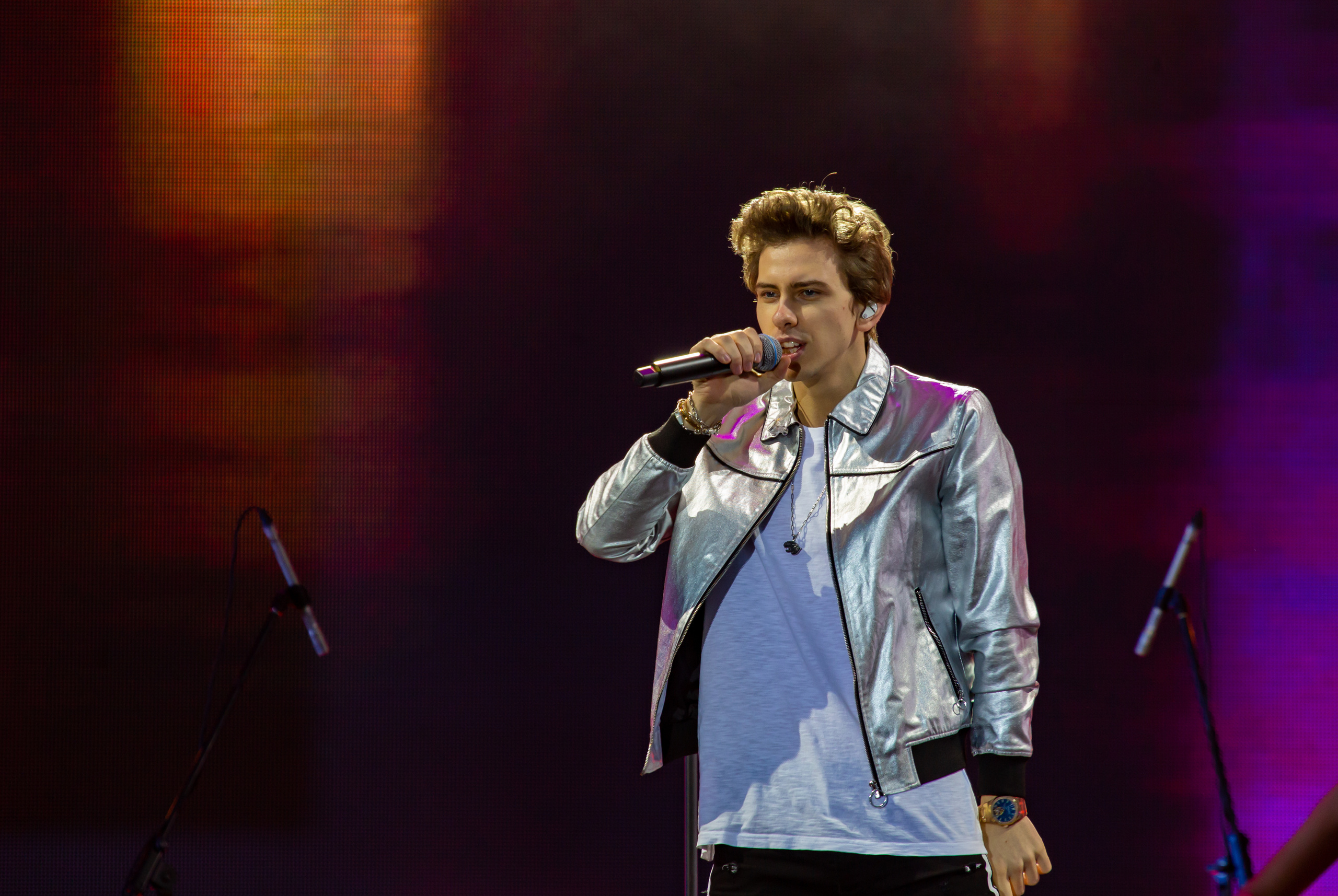 Фоторепортаж ВладиМир на фестивале Live&Drive в Лужниках 25 июля 2020