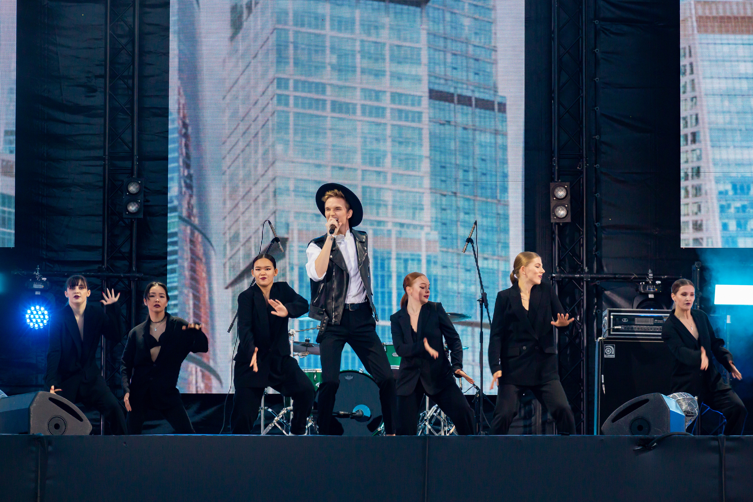 Фоторепортаж Mark Ovski на фестивале Live&Drive в Лужниках 25 июля 2020