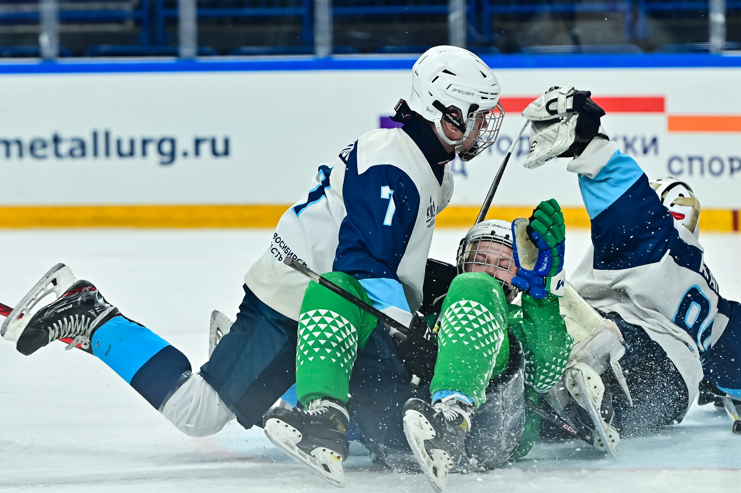 Хоккей. Спортивный и репортажный фотограф в Магнитогорске