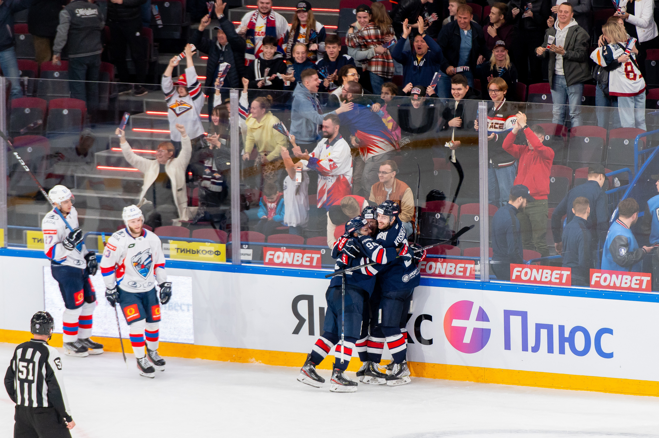 Металлург — Лада 14.09.2023. Спортивный и репортажный фотограф в Магнитогорске