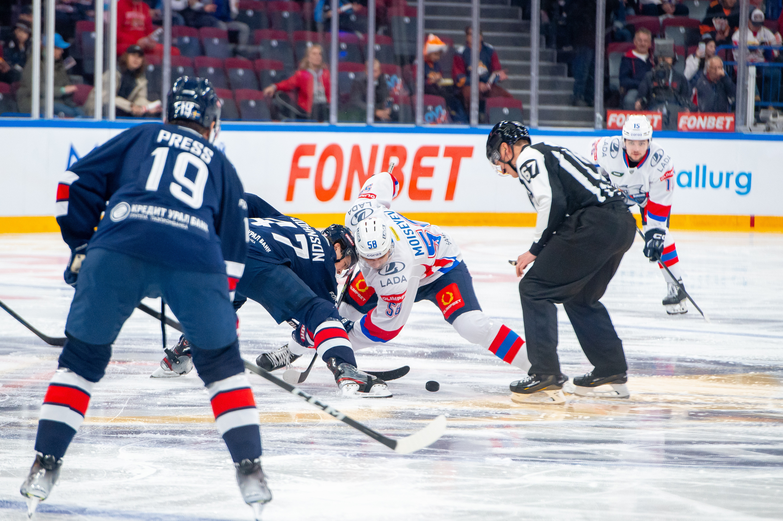 Металлург — Лада 14.09.2023. Спортивный и репортажный фотограф в Магнитогорске
