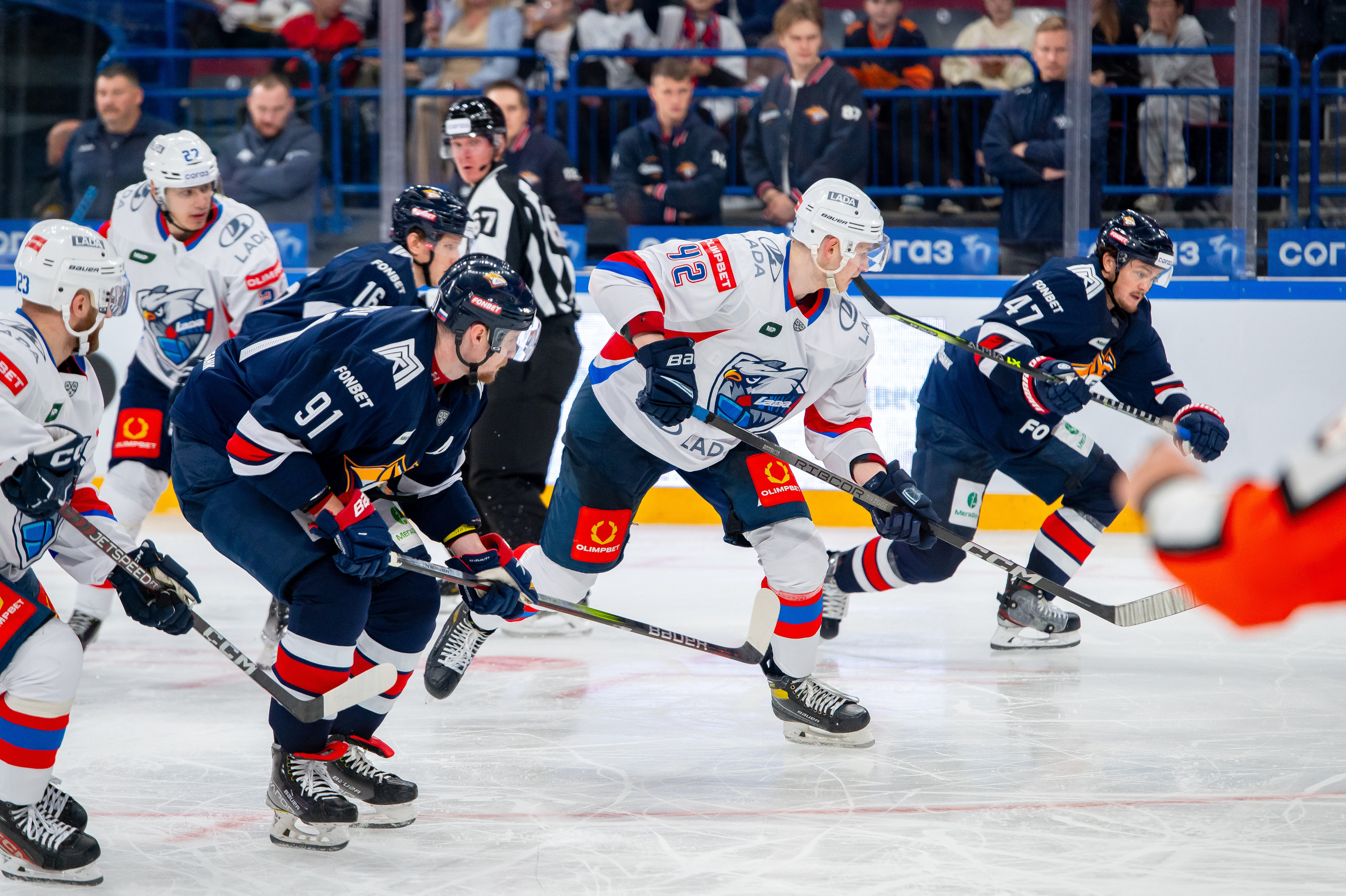Металлург — Лада 14.09.2023. Спортивный и репортажный фотограф в Магнитогорске