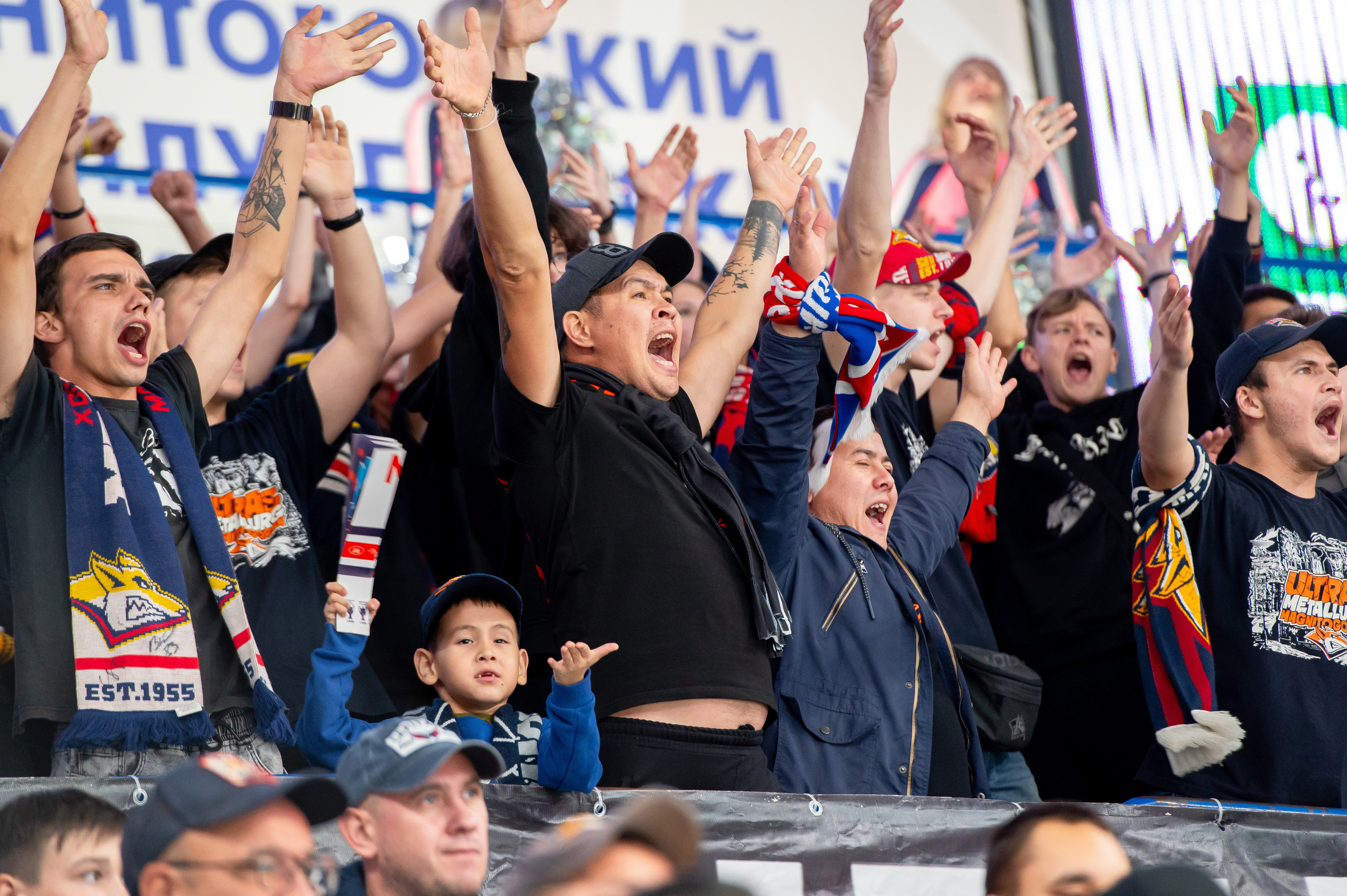 Металлург — Лада 14.09.2023. Спортивный и репортажный фотограф в Магнитогорске