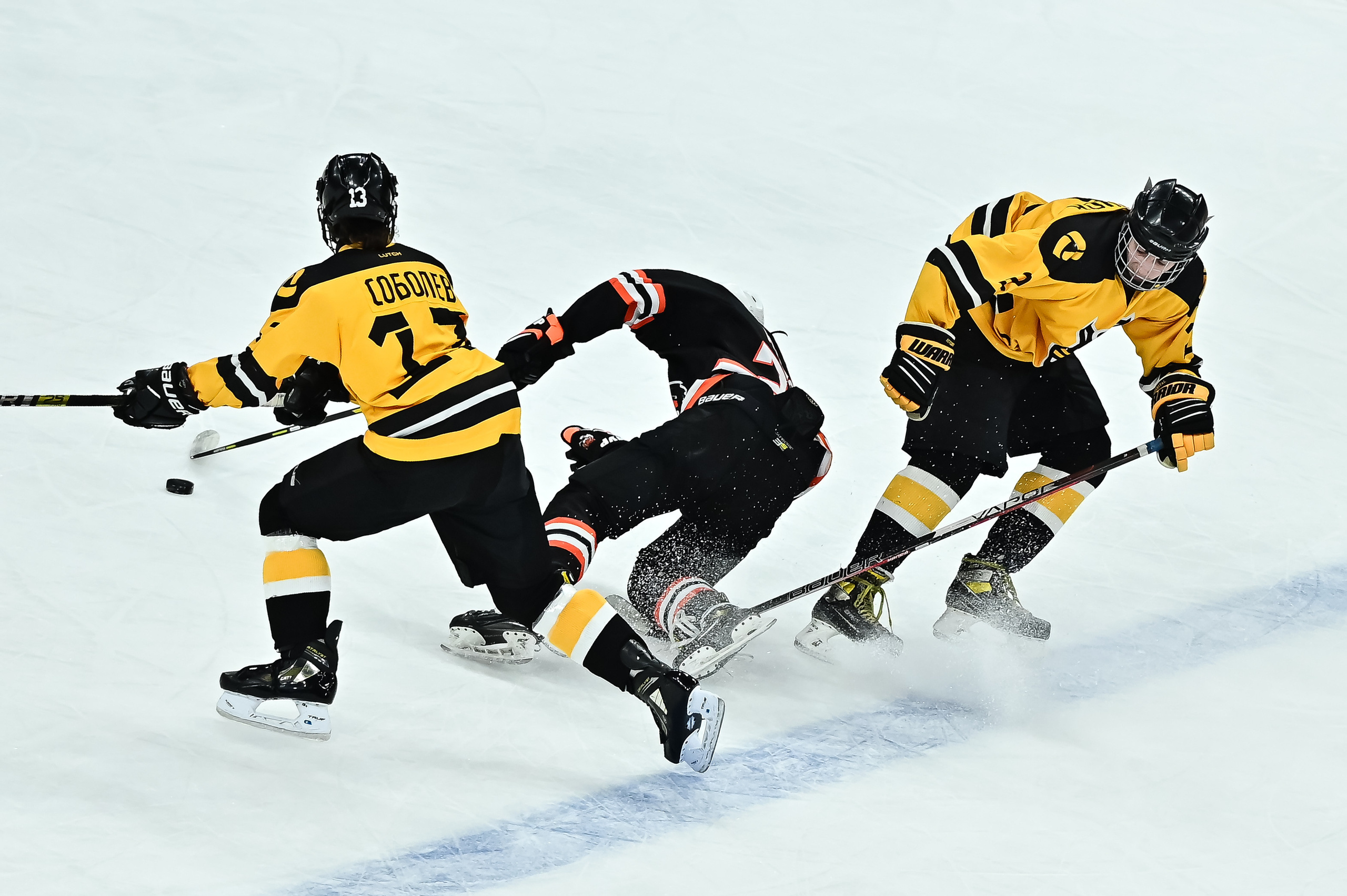 Хоккей. Спортивный и репортажный фотограф в Магнитогорске