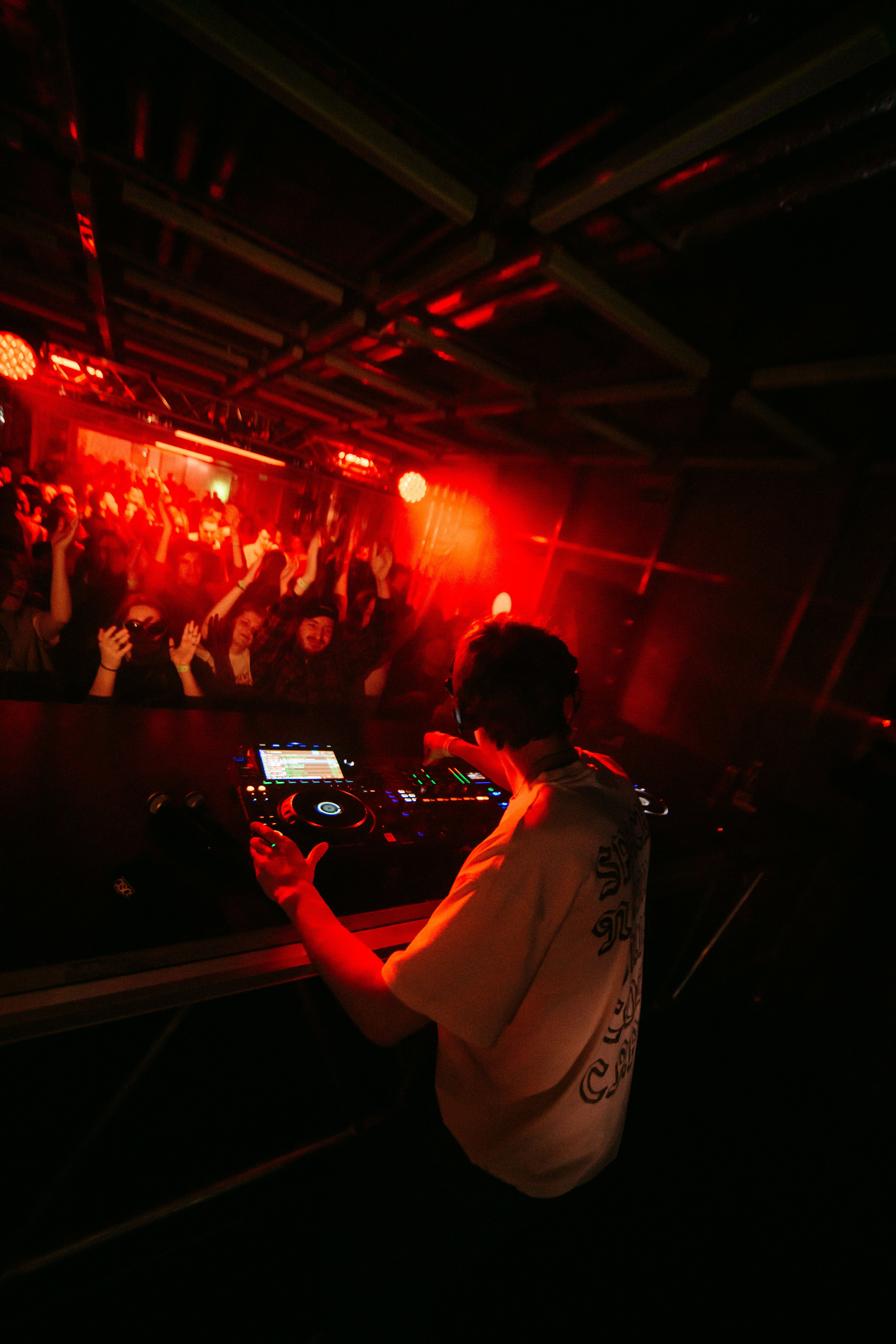 УРАМ. Ночная смена / 2025. Саша Копылов, фотограф в Казани