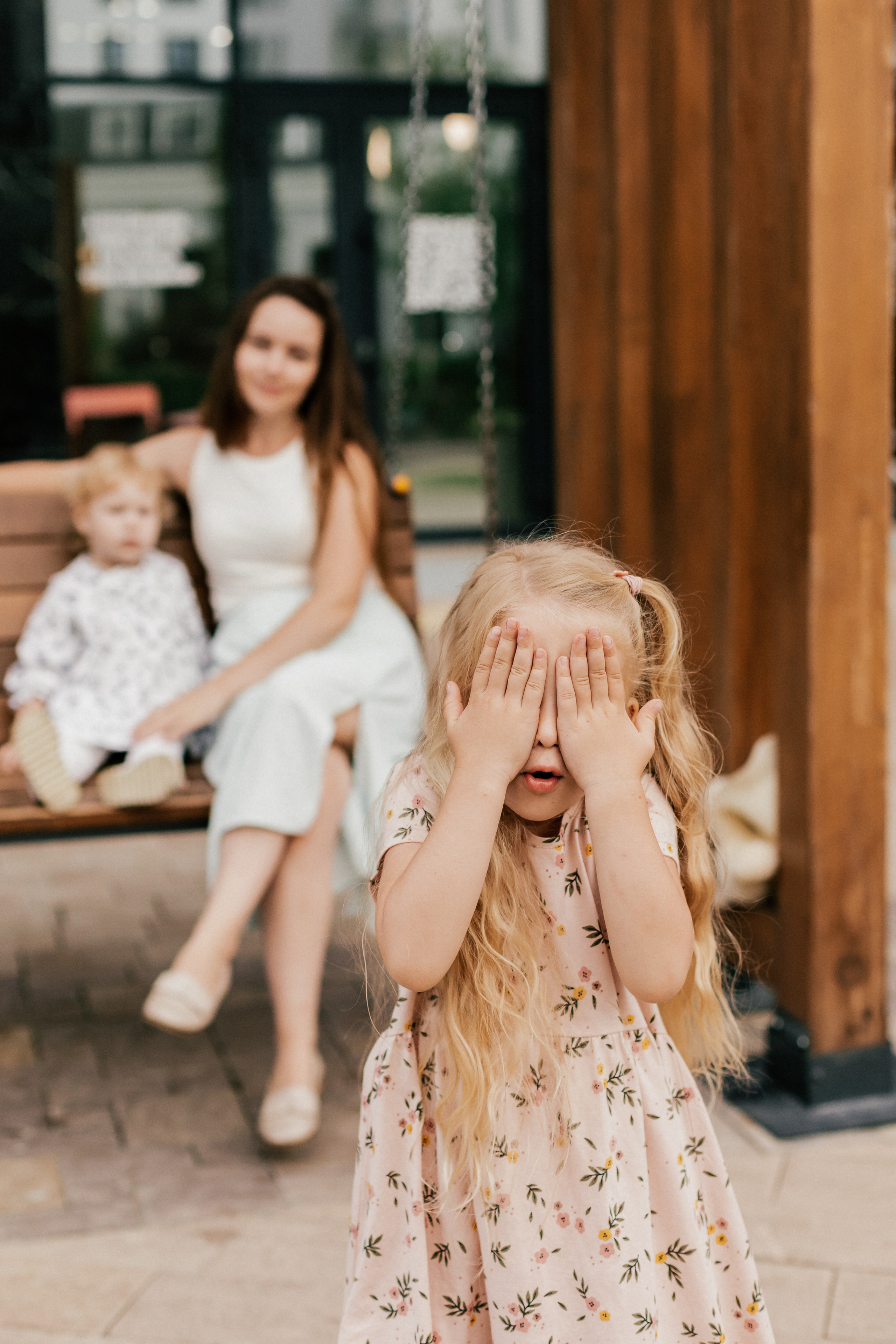 Юлия и девочки. Семейный фотограф Тюмень Ксения Дереглазова