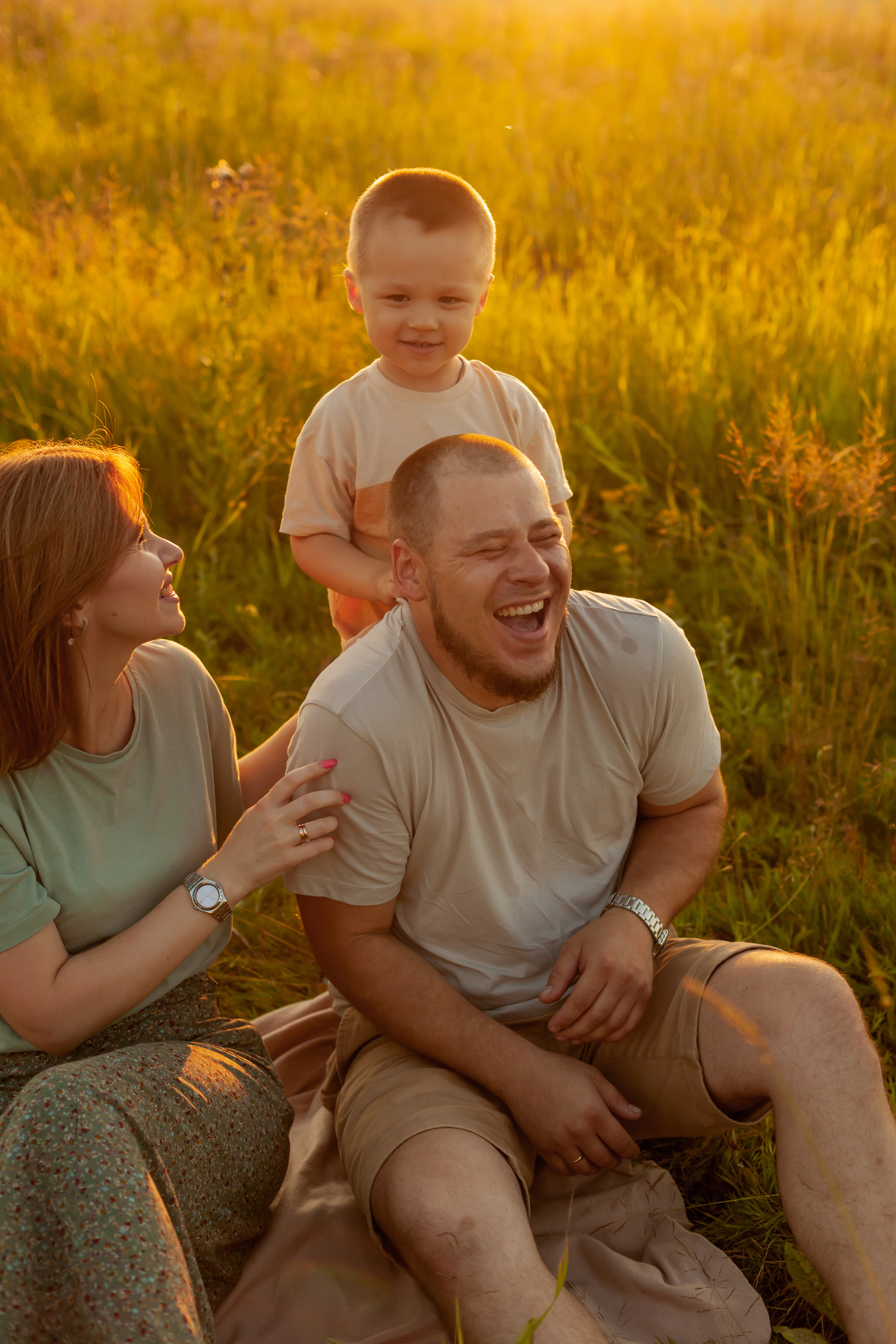 Встречая закат. Семейный фотограф Тюмень Ксения Дереглазова