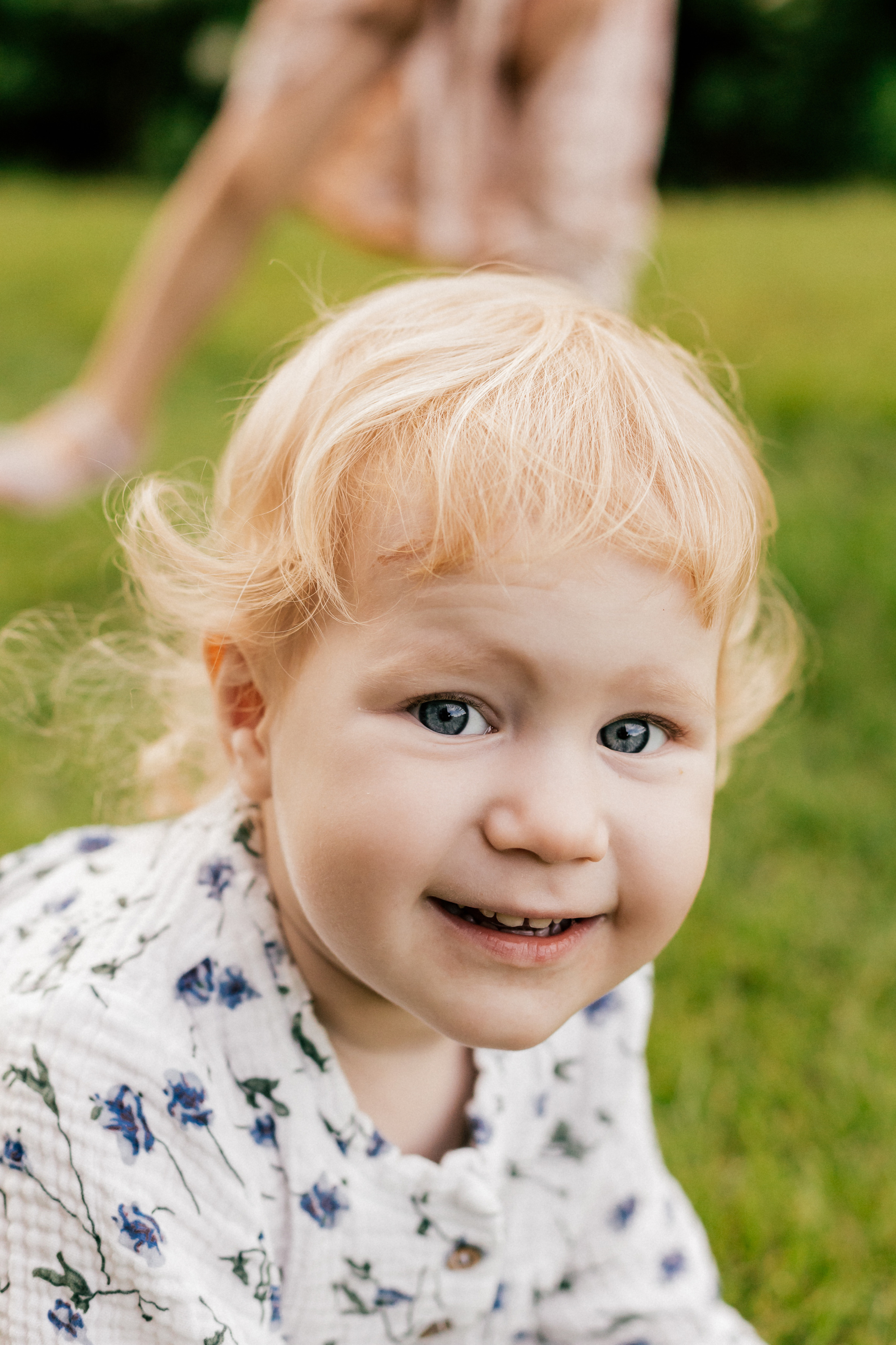 Юлия и девочки. Семейный фотограф Тюмень Ксения Дереглазова