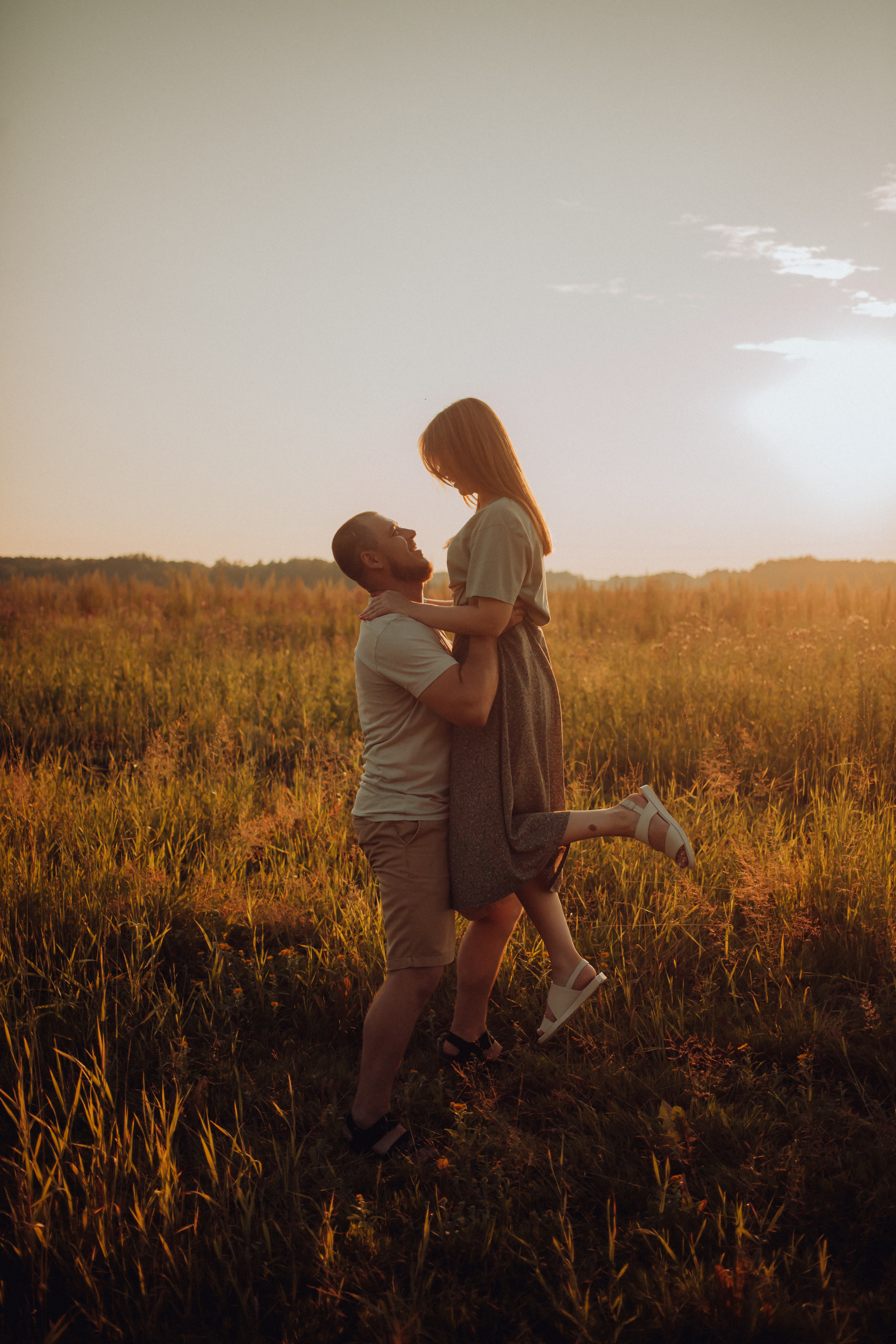 Встречая закат. Семейный фотограф Тюмень Ксения Дереглазова