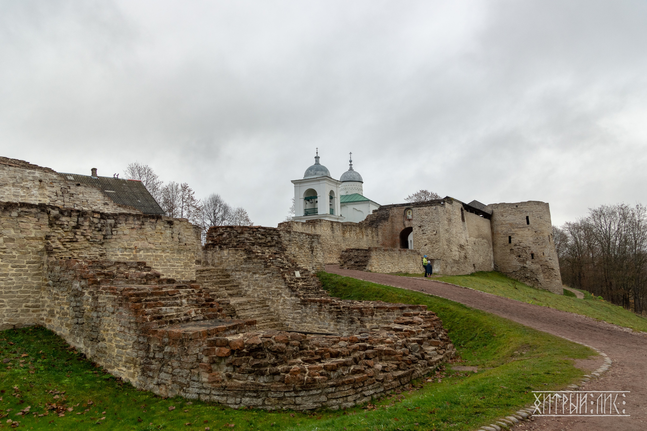 Изборск- Печоры-Псков-Новгород-Торжок. Фотограф-путешественник Самойлов Максим «Sly Fox»