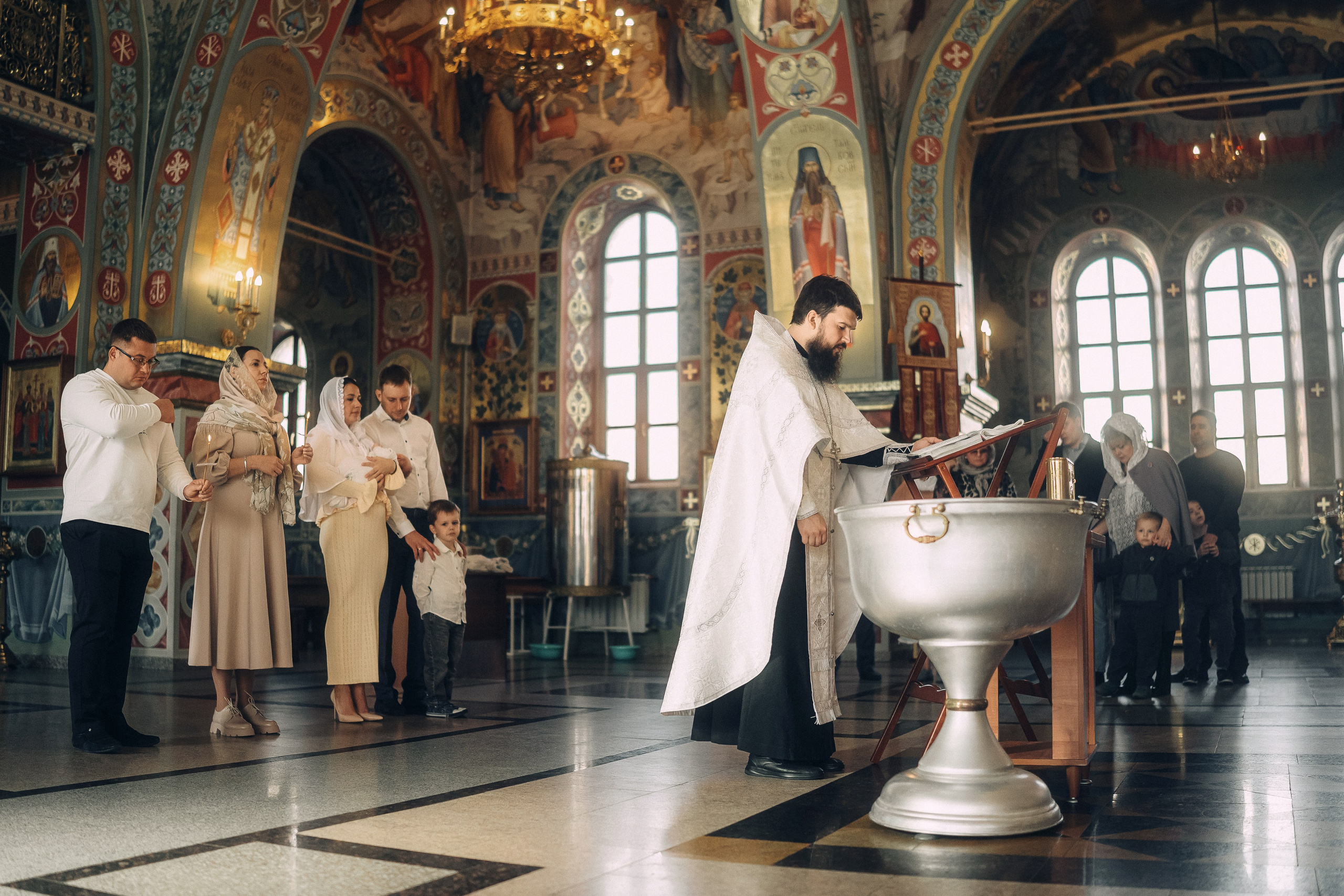Фотосъемка таинства крещения в Воронеже. Свадебный и репортажный фотограф в Воронеже Роман Янко