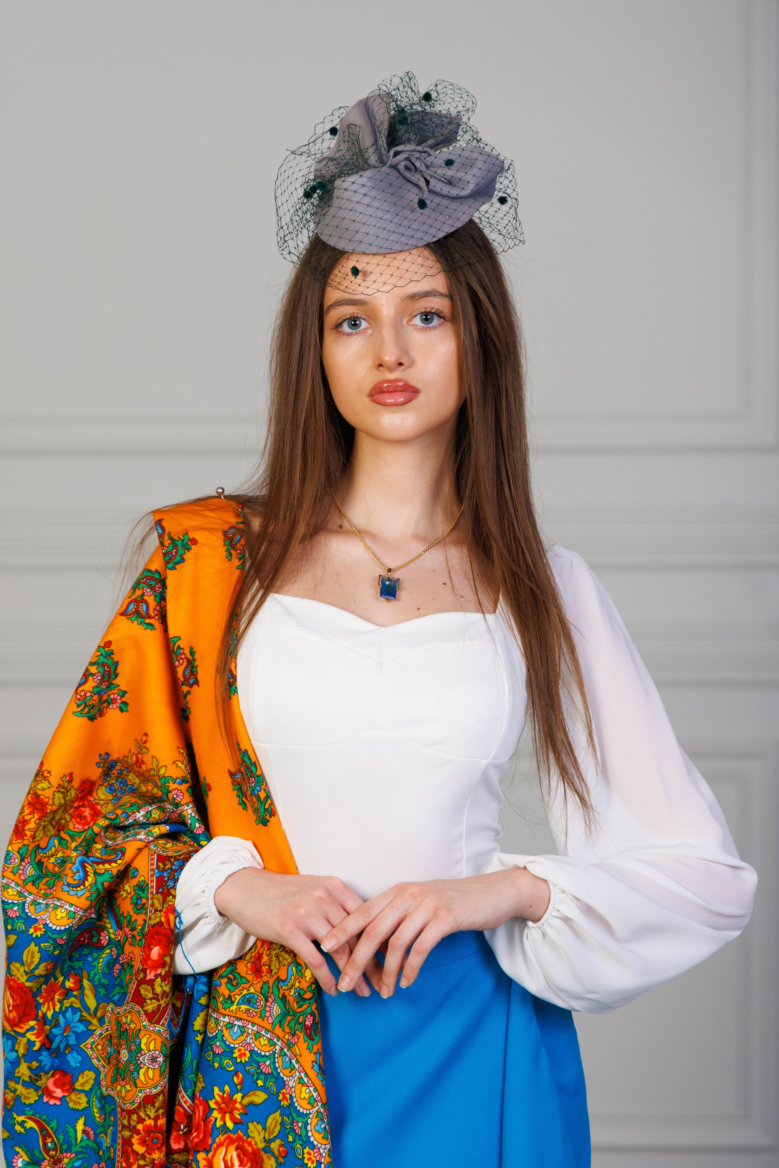 Контакты. Коллекционер и искусствовед Олеся Ястребова