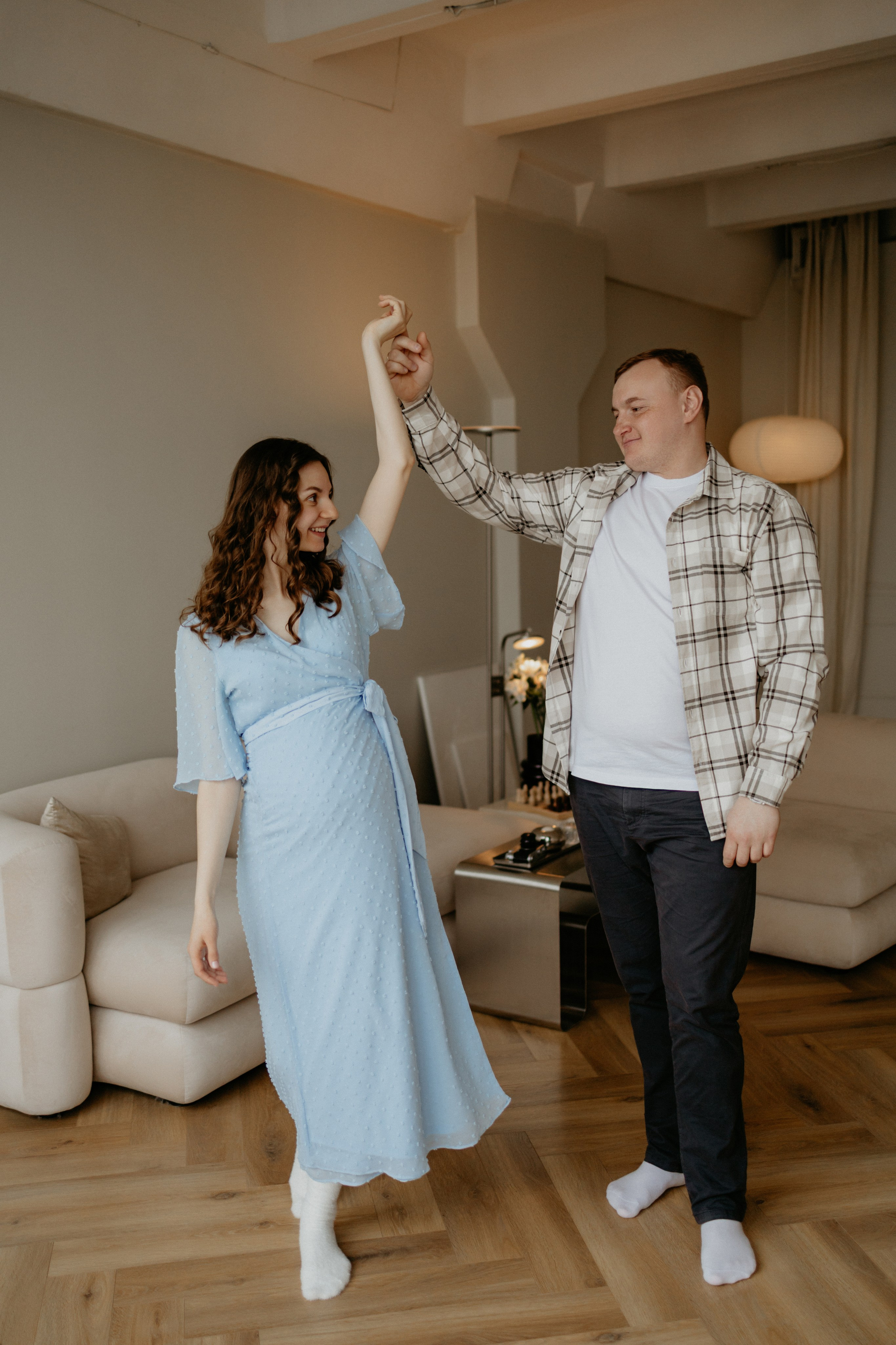 Ася и Дима в ожидании. Свадебный и портретный фотограф Минск Евсович Инна