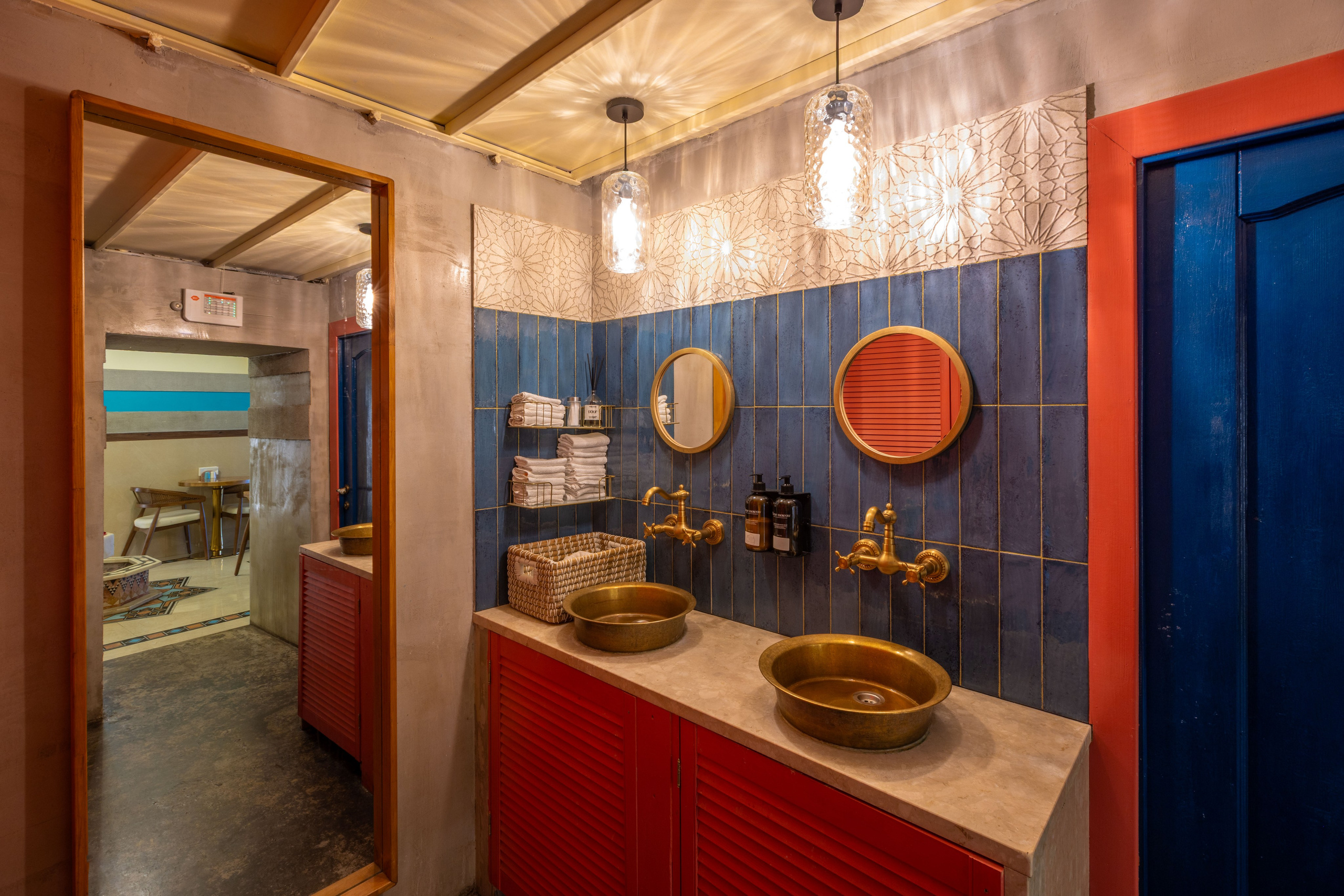 Фотосъёмка интерьера — Ресторана Ливанской Кухни «ADAM». Рекламный, предметный, репортажный, семейный фотограф и художник в Москве