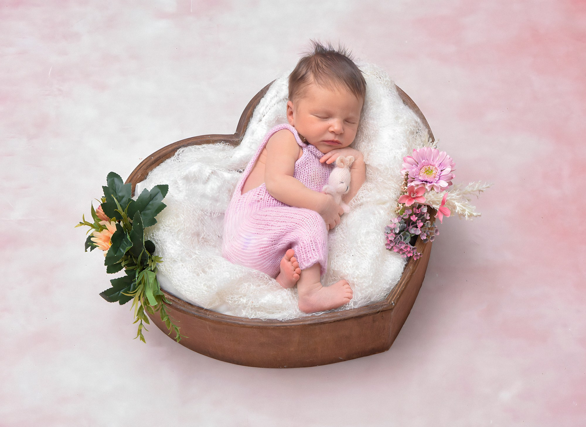 Newborn classic. Детский и семейный фотограф