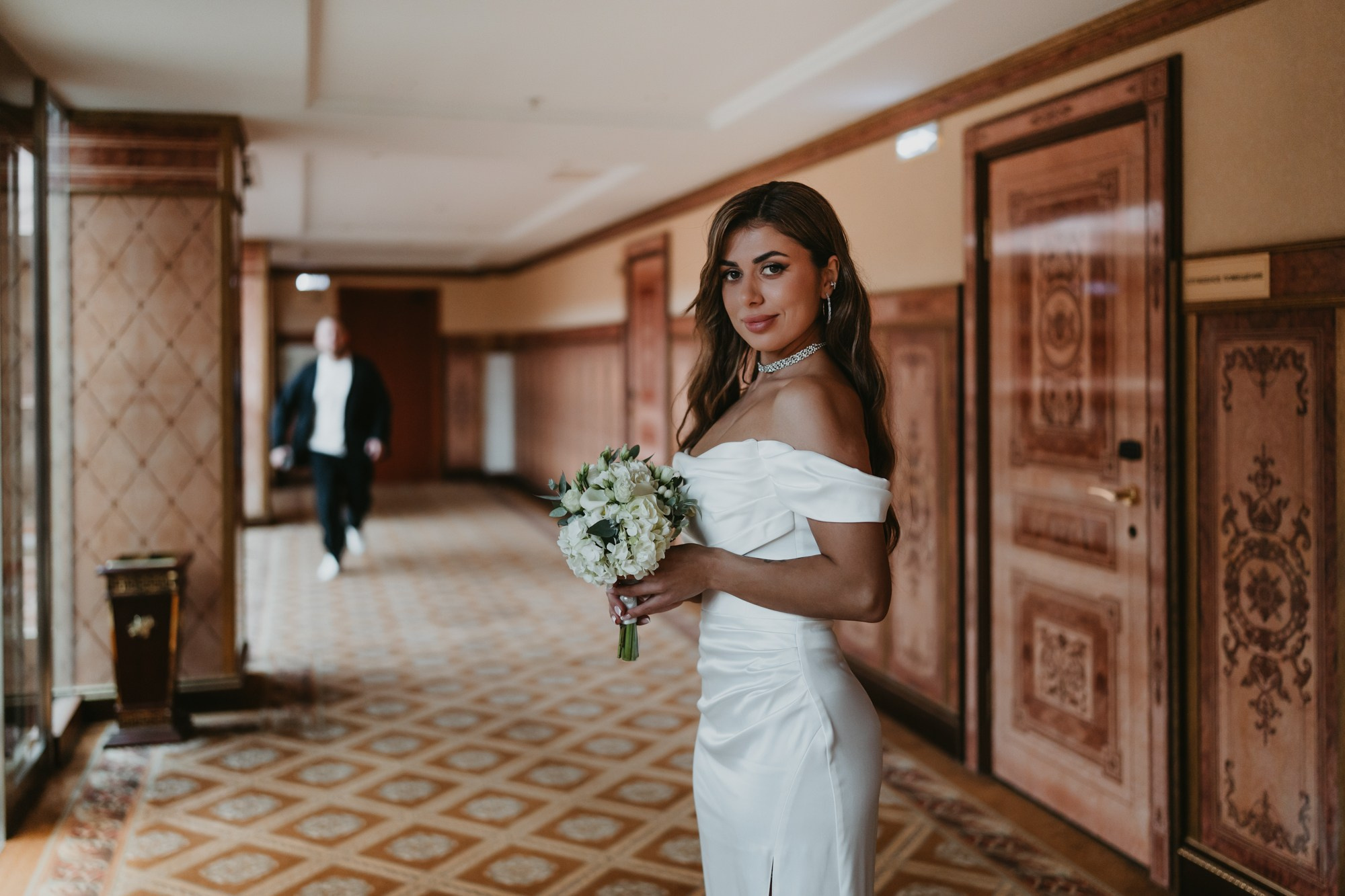 Свадебная фотосессия в отеле Royal. Свадебный и репортажный фотограф в Ярославле Евгений Сальников