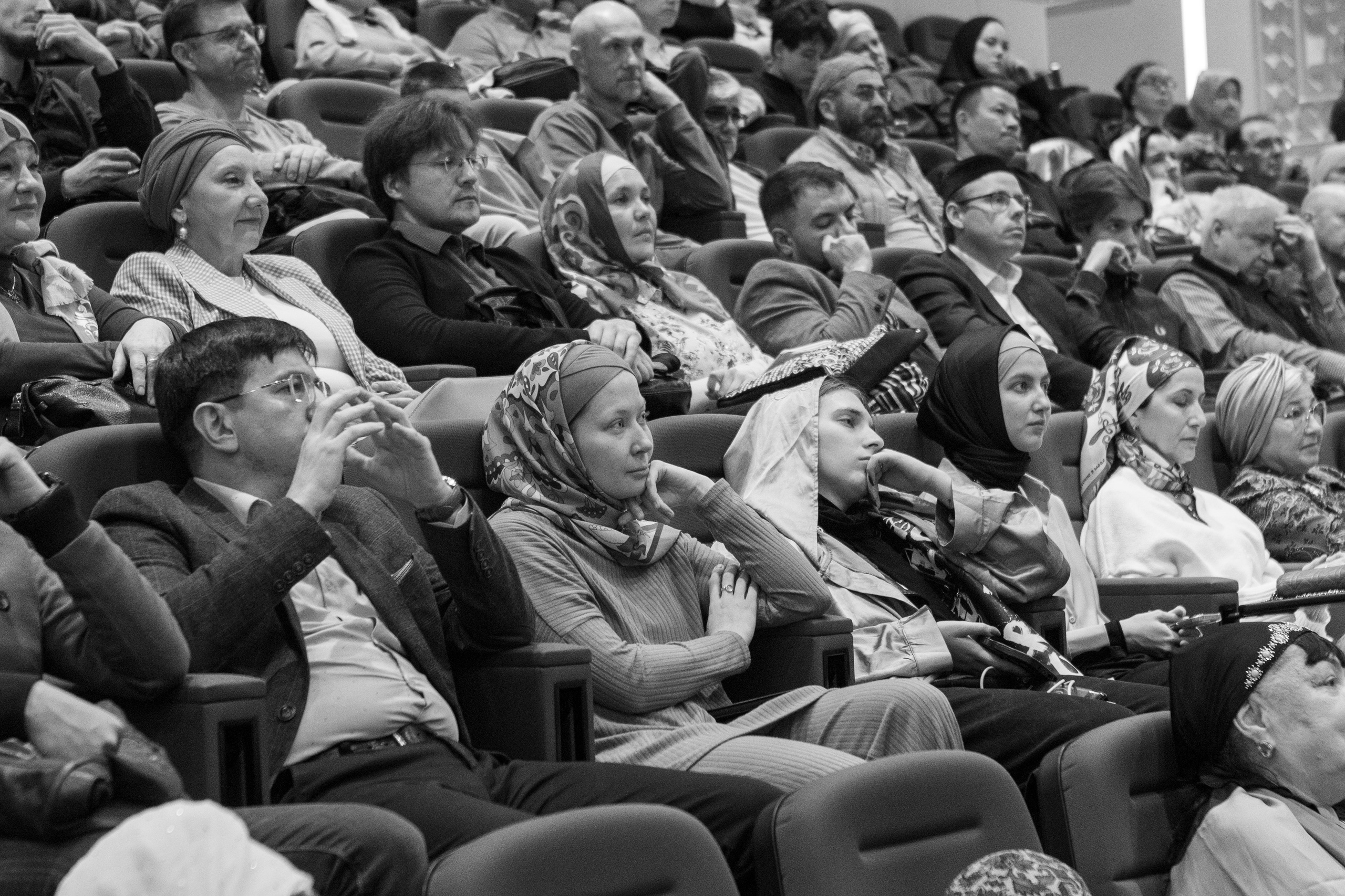 Репортаж с презентации книги — «Москва: город вязевый». Рекламный, предметный, репортажный, семейный фотограф и художник в Москве