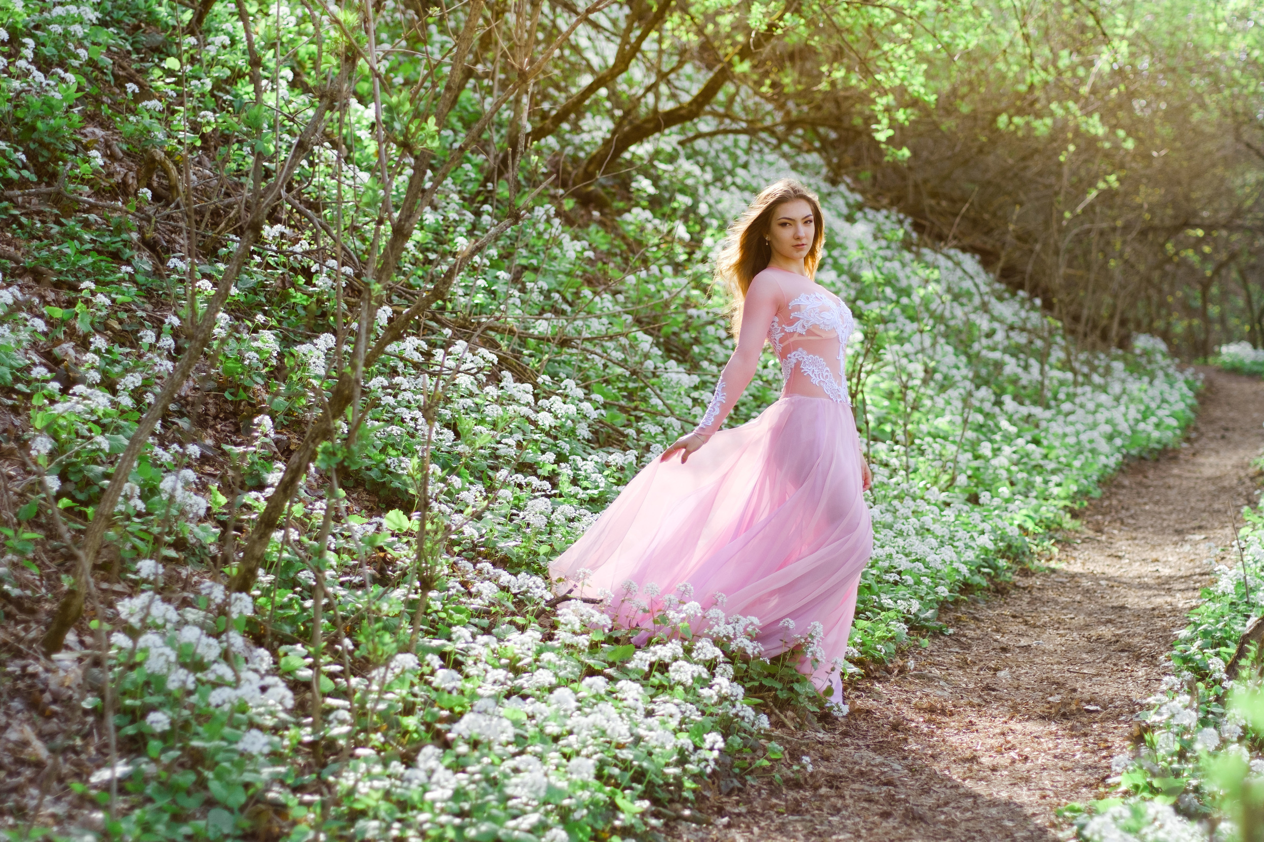 Фотосессия в цветух лесах горы Бештау. PhuQuoc photographer — Phu Quoc wedding photographer