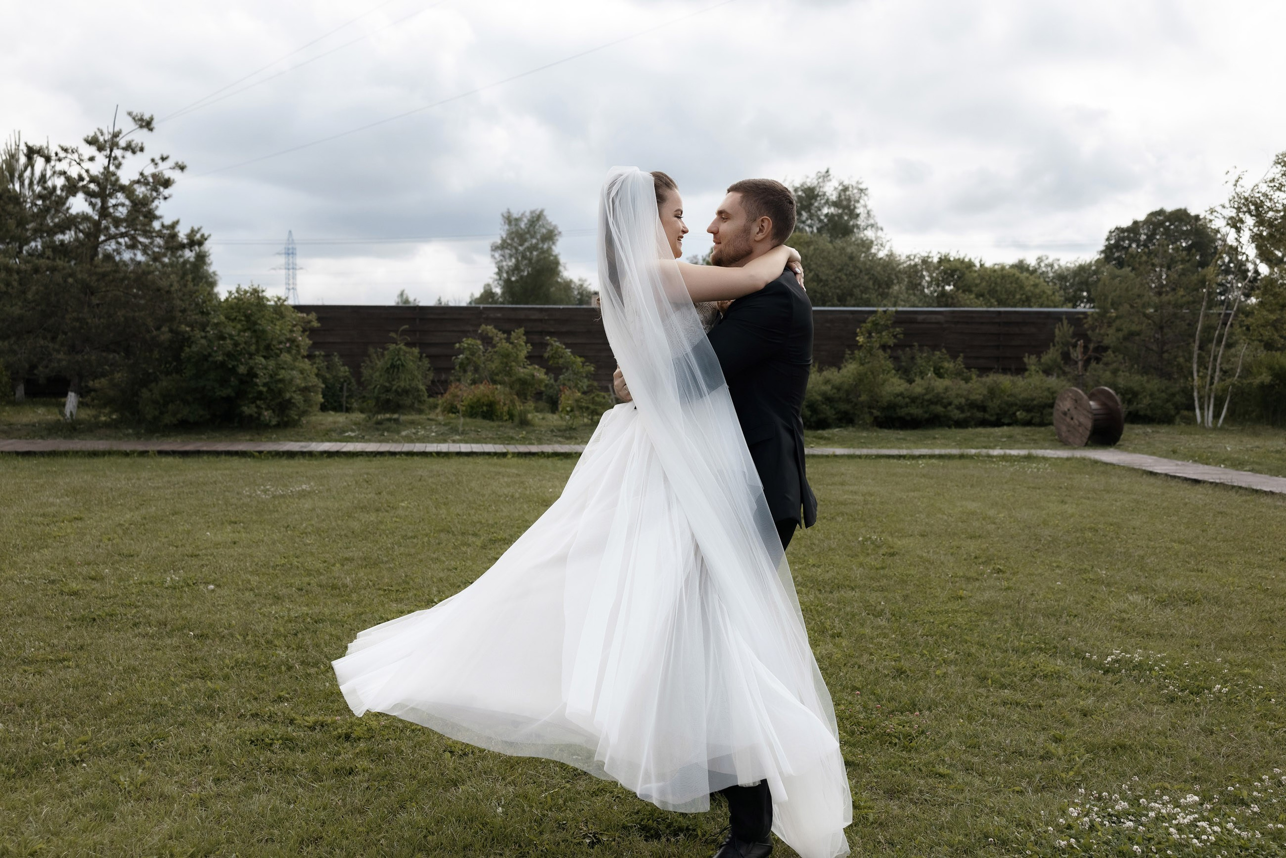 Артем и Вера. Свадебный фотограф и видеограф Юрий и Эля Дубинины