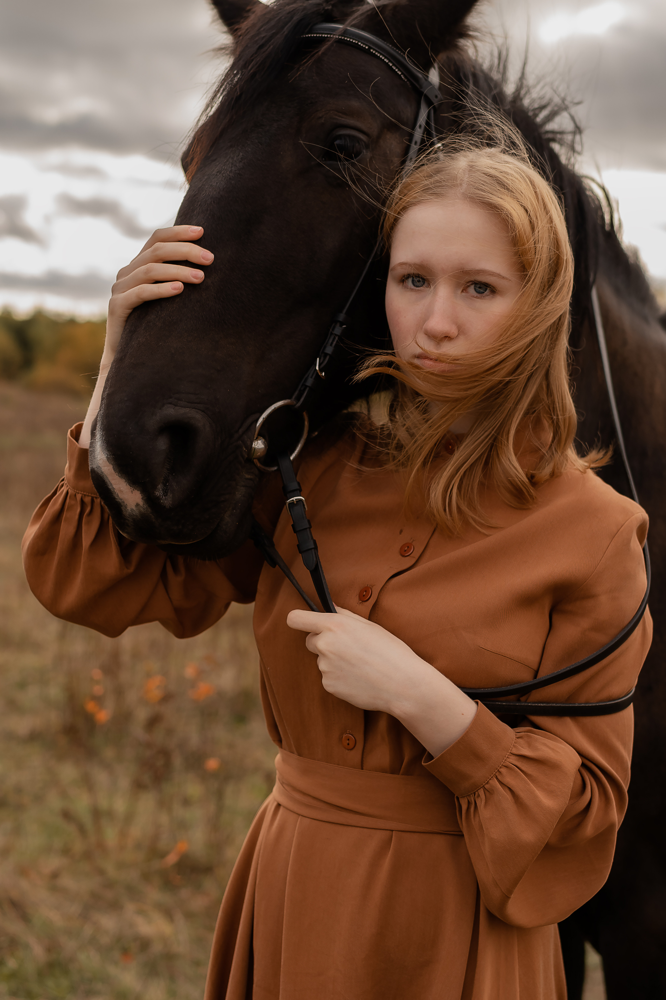 Женский портрет на природе