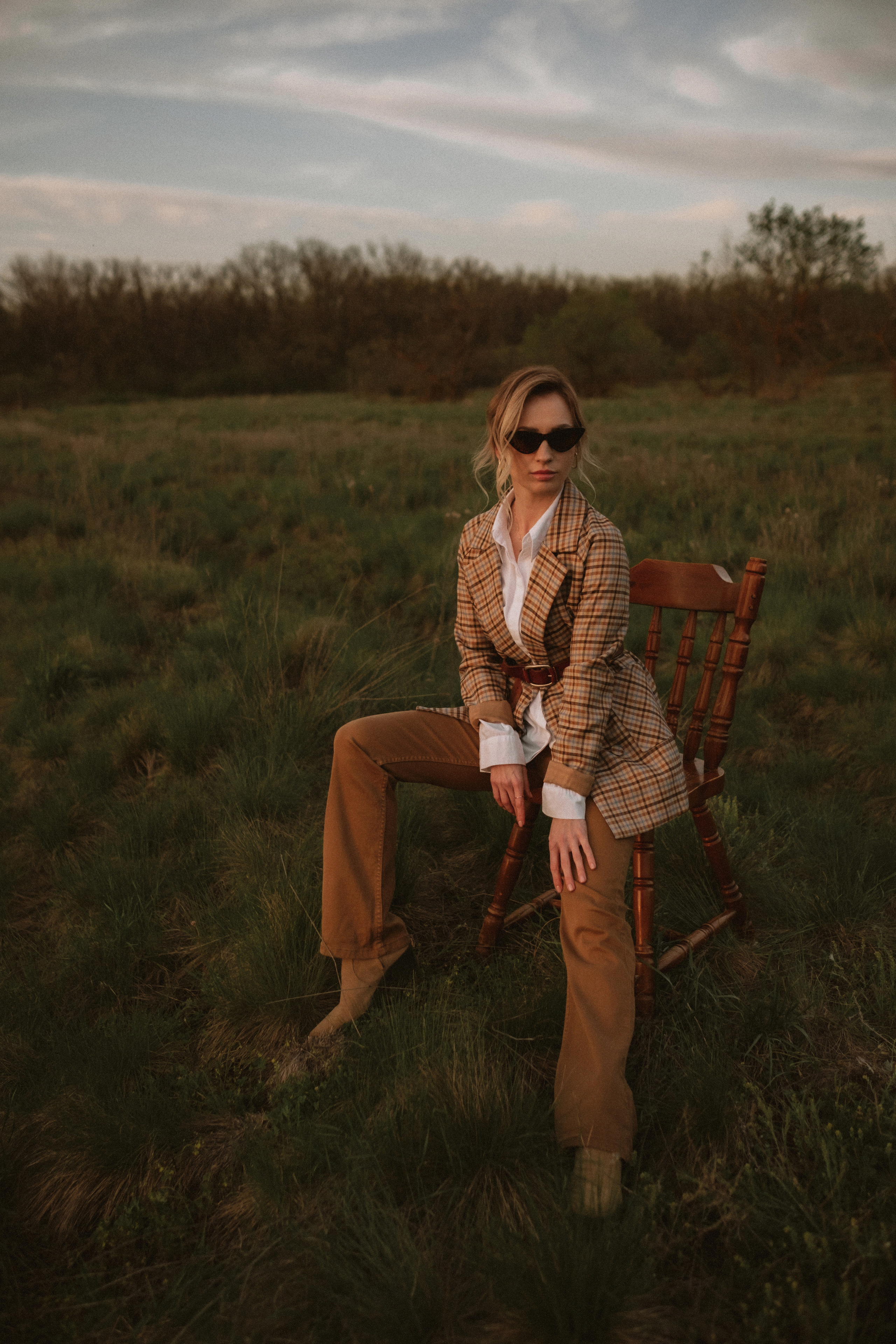 Вечерняя фотосессия для Алисы. Антонина Мезинова фотограф Михайловка и Волгоград